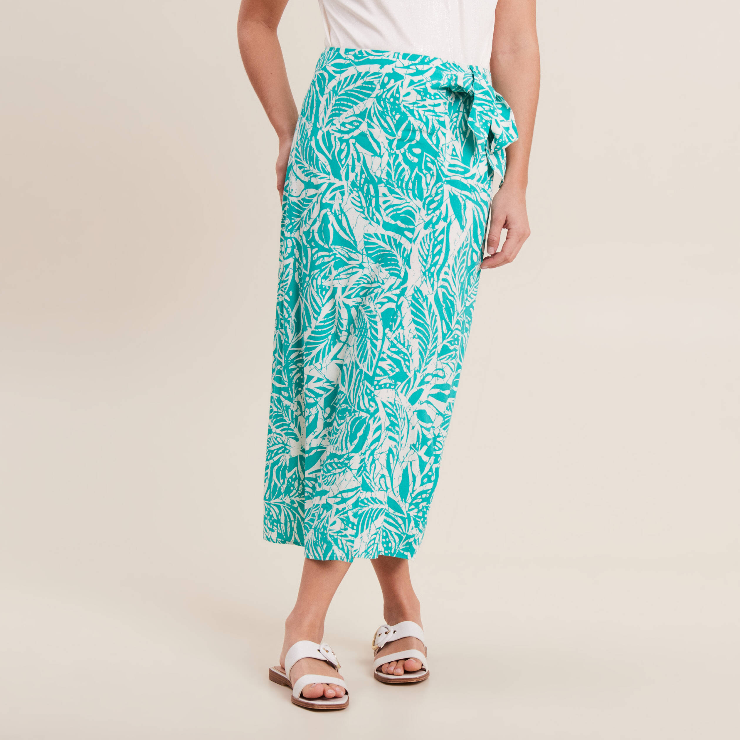Jupe midi portefeuille satin vert émeraude femme