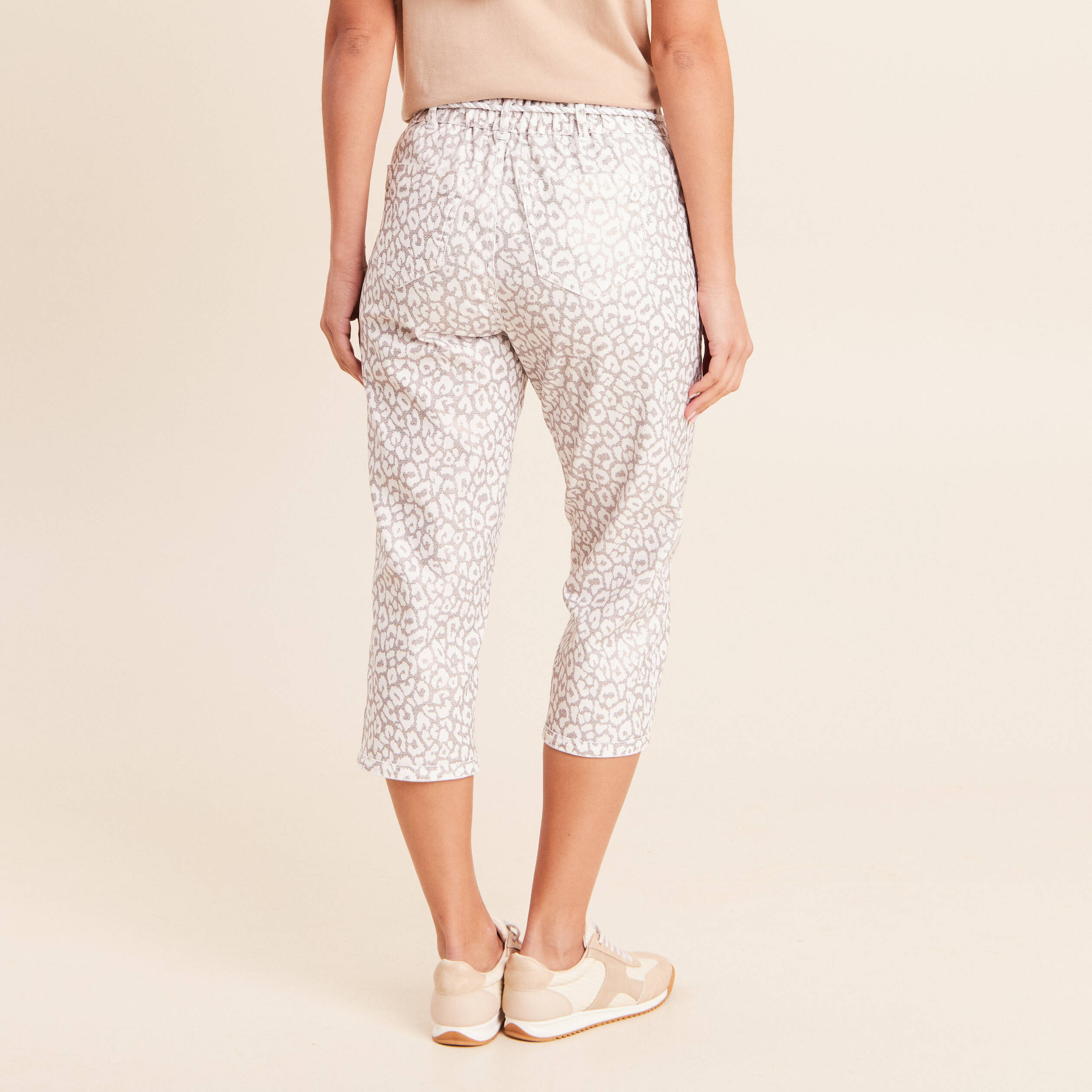 Pantacourt r&eacute;versible boyfriend blanc femme