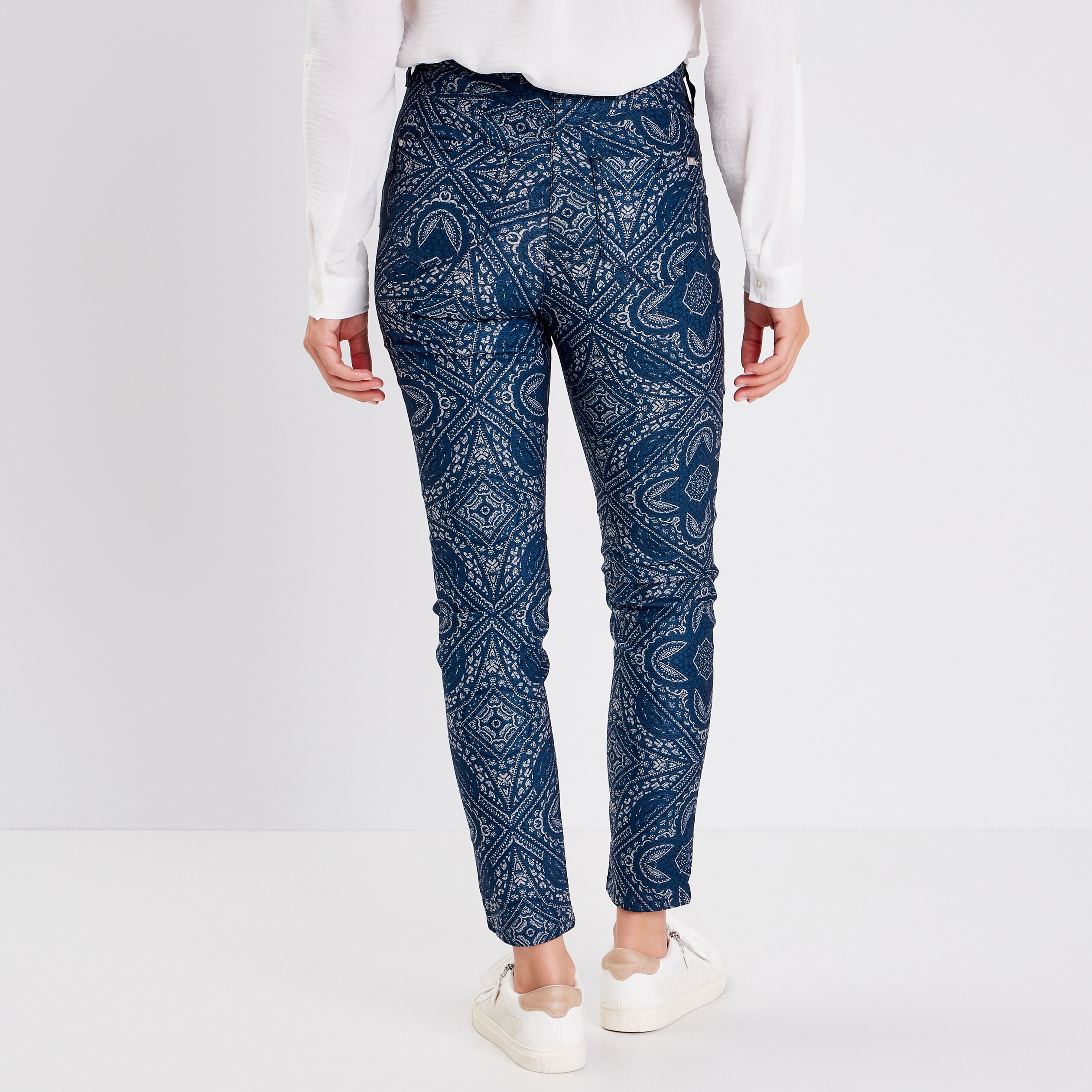 Pantalon ajusté bleu foncé femme