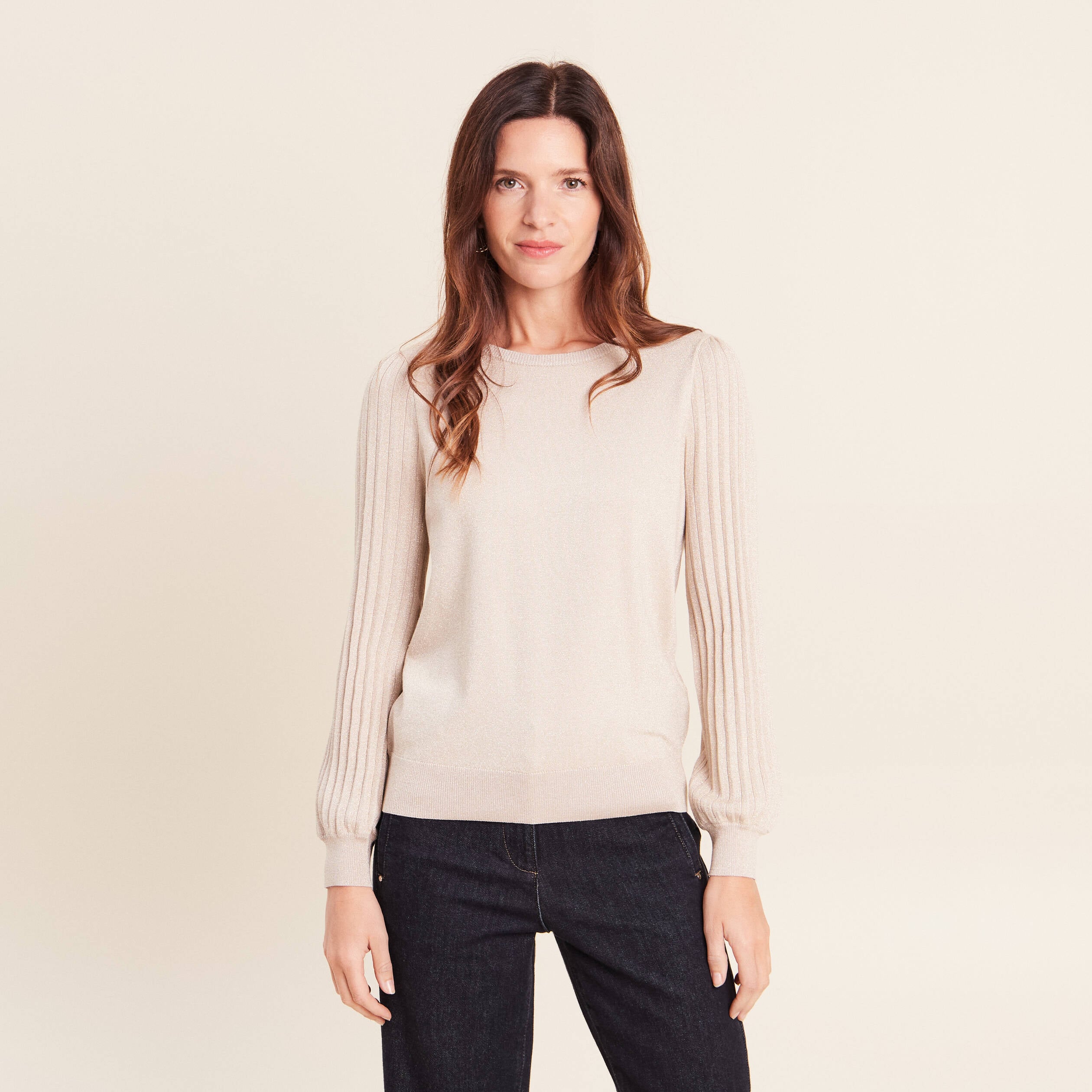 Pull cintr&eacute; col rond manches longues couleur or femme