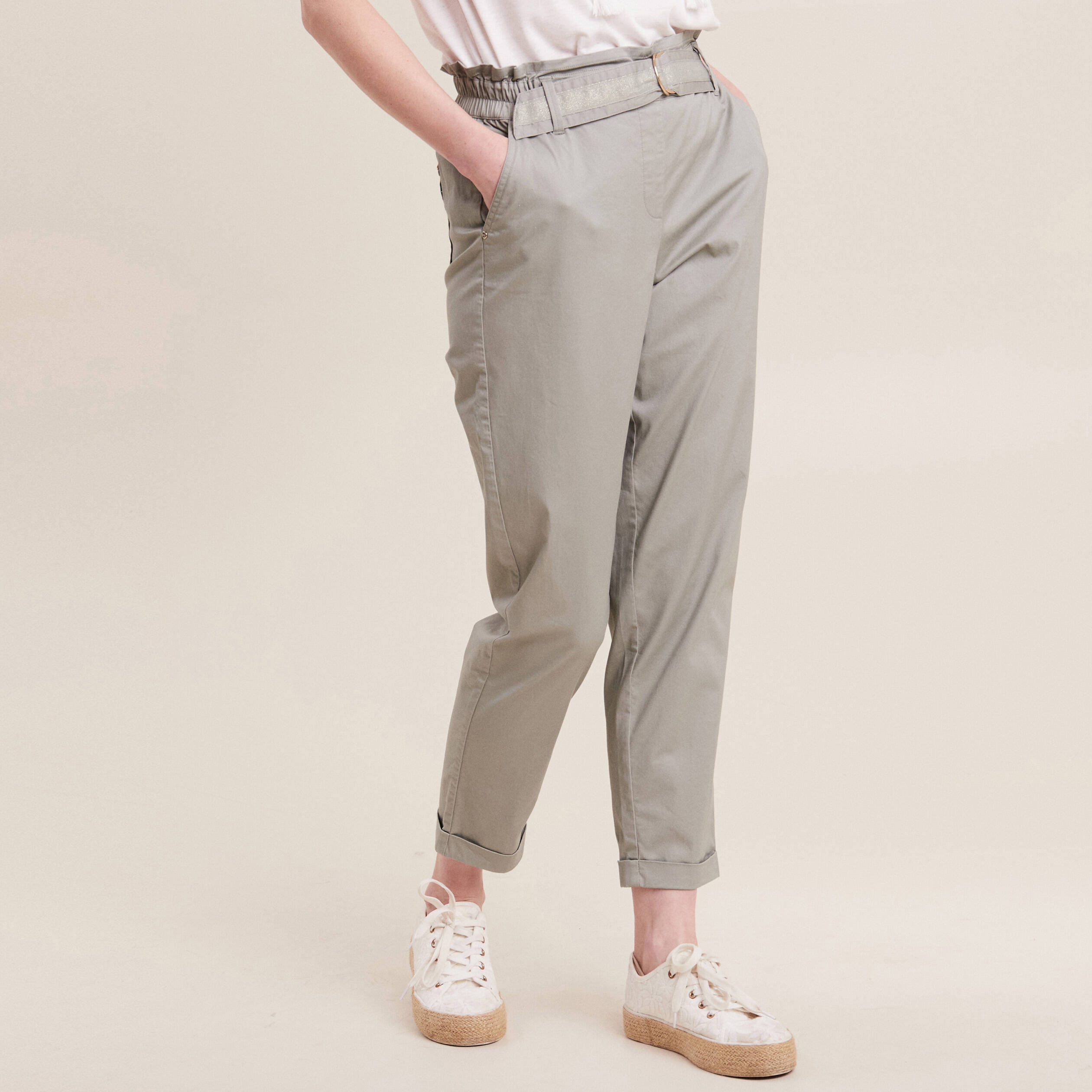 Pantalon chino 7/8ème vert clair femme