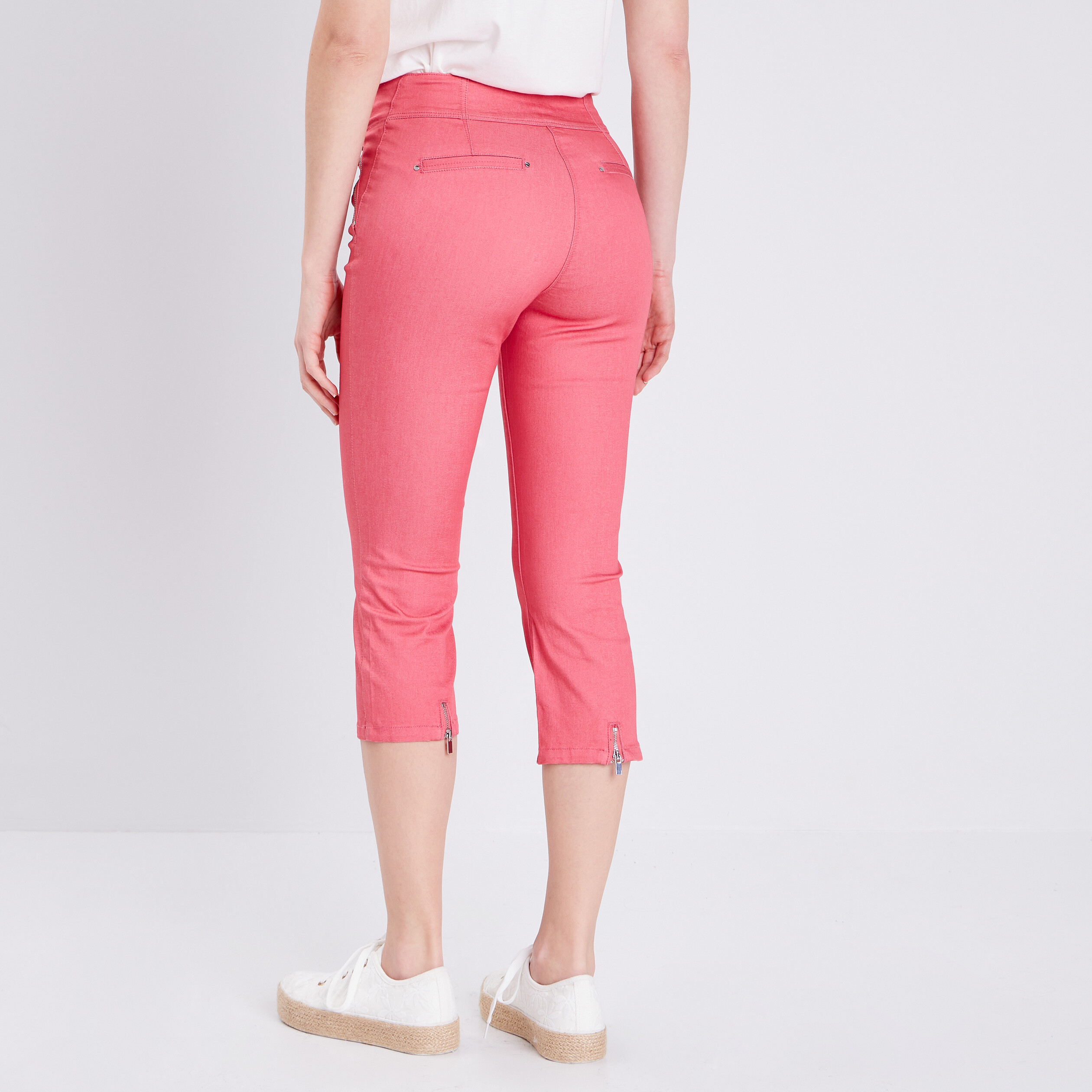 Pantacourt ajust&eacute; vieux rose femme