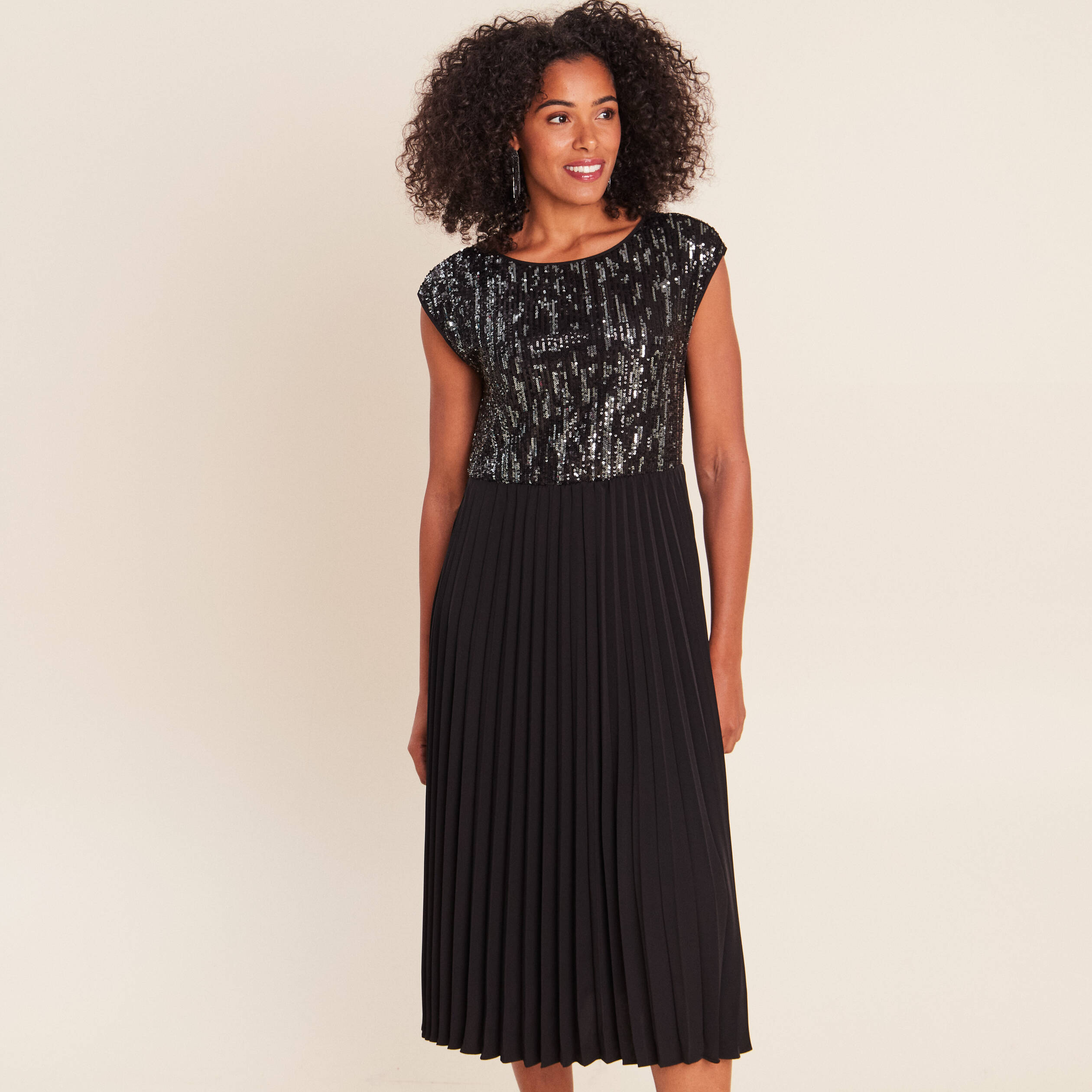 Robe midi &eacute;vas&eacute;e gris fonc&eacute; femme