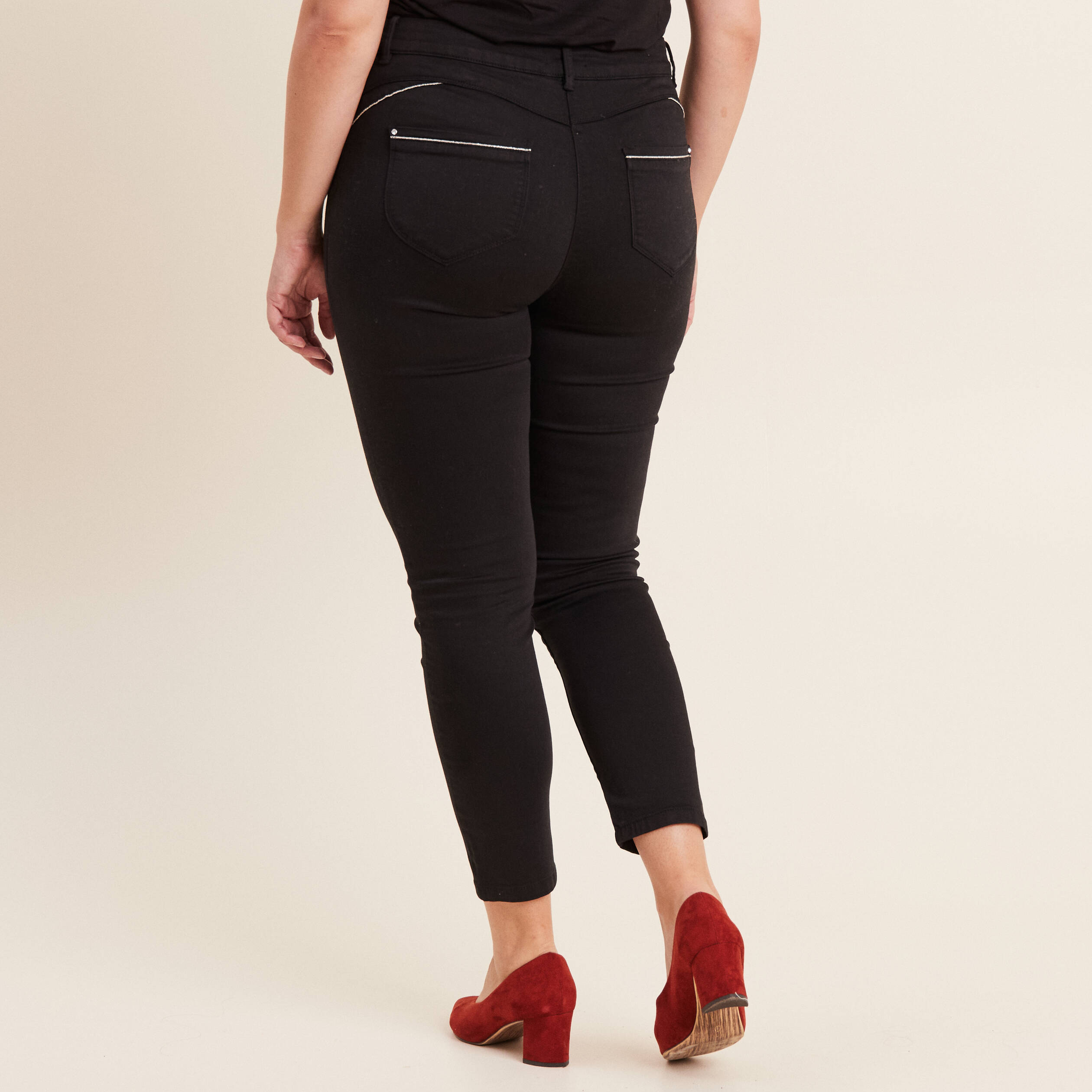 Pantalon ajusté taille haute noir femme