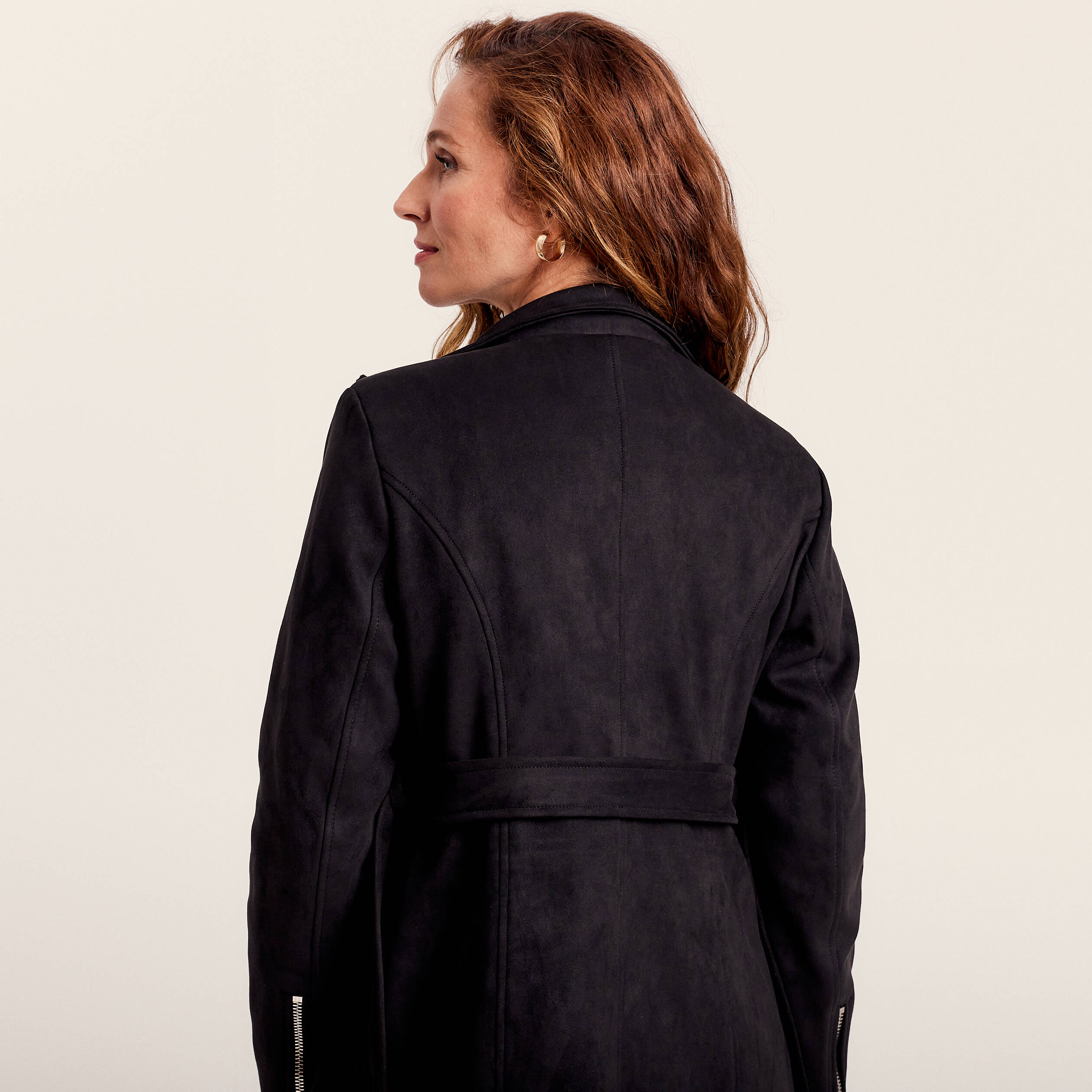 Manteau cintré avec boutons noir femme