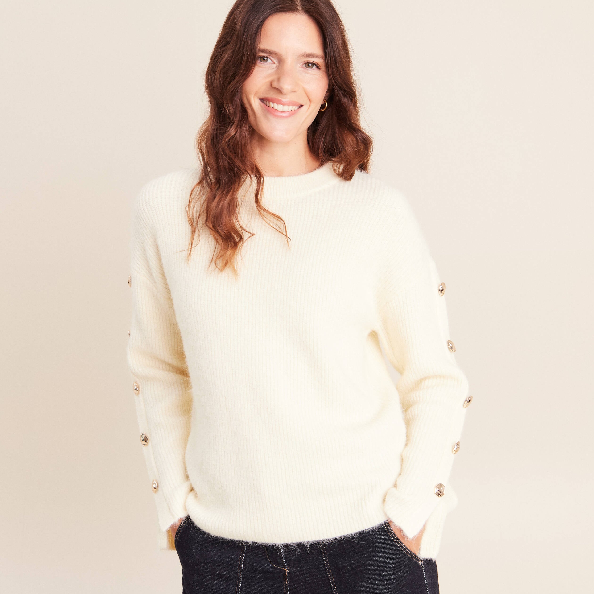 Pull manches boutonn&eacute;es jaune pastel femme