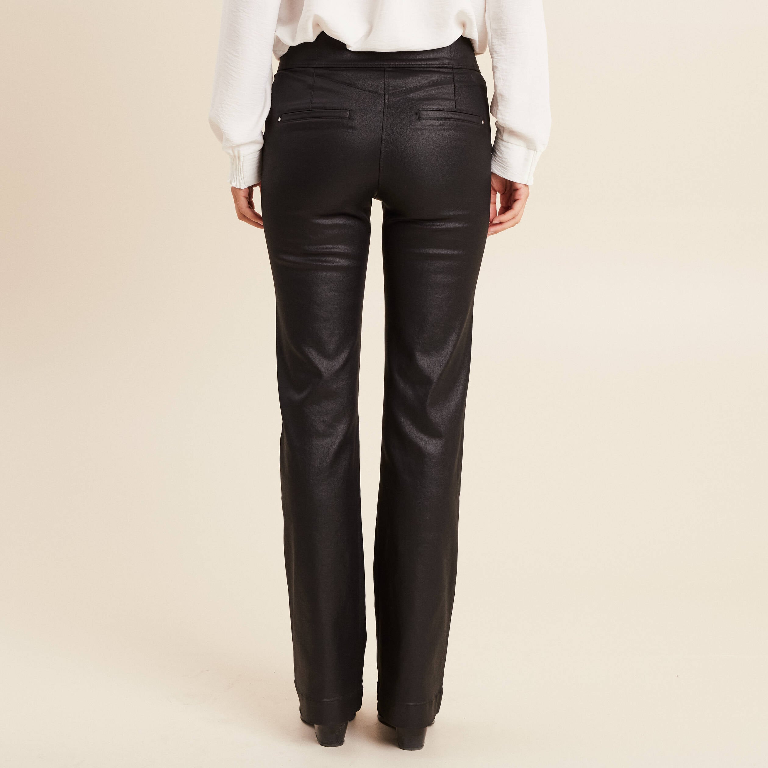Pantalon bootcut enduit taille haute noir femme