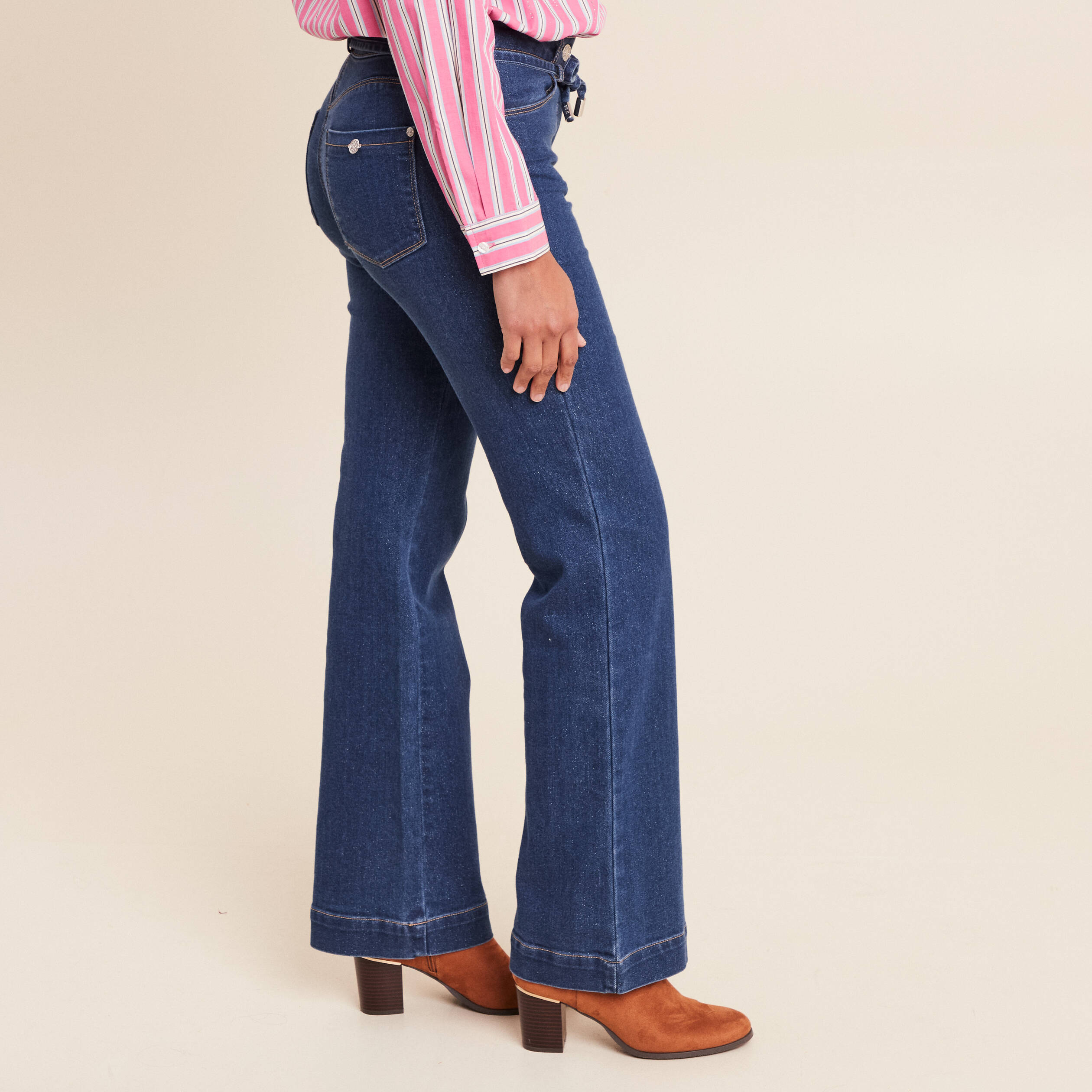 Jean coupe bootcut taille bascul&eacute;e denim stone femme