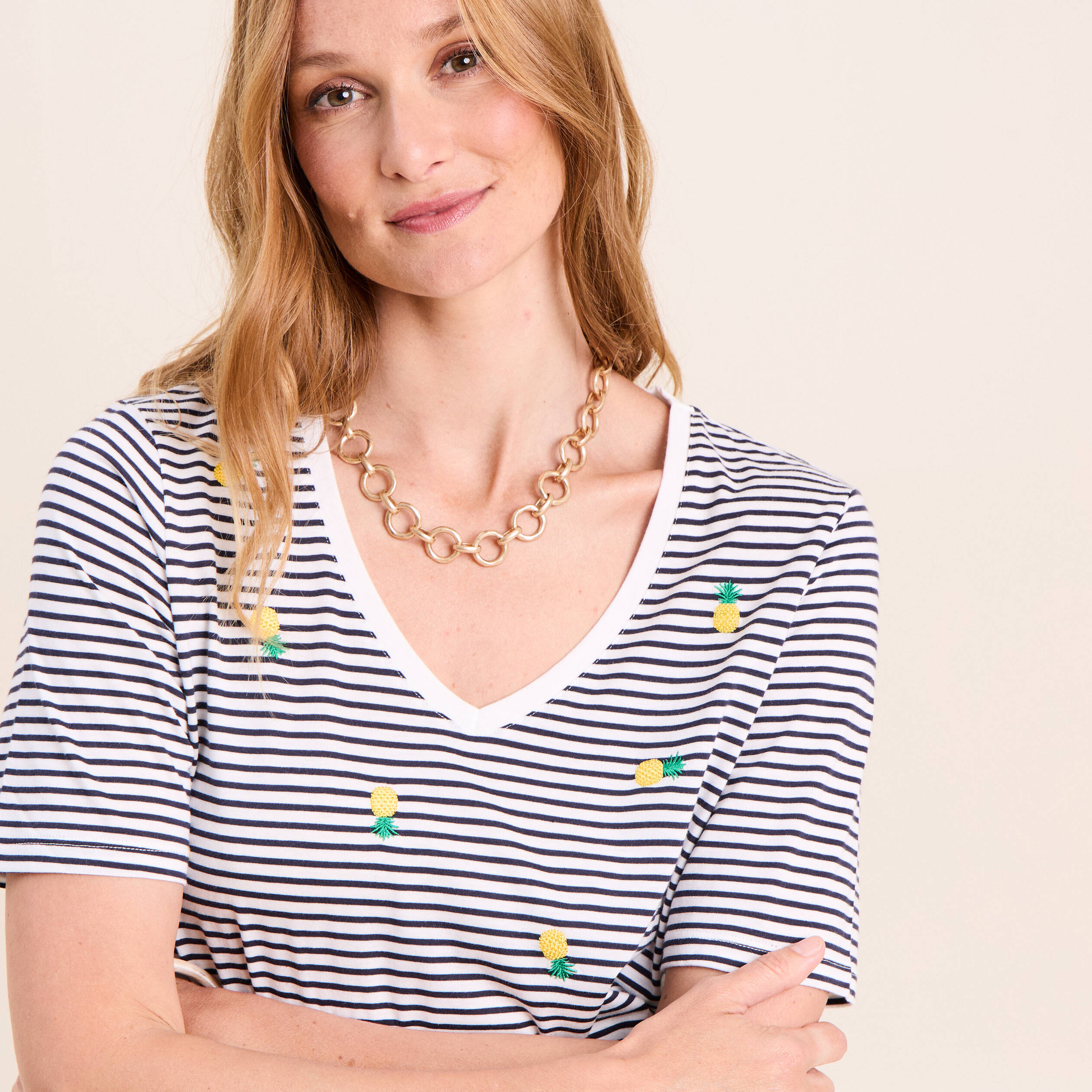 T-shirt droit broderie manches courtes bleu femme