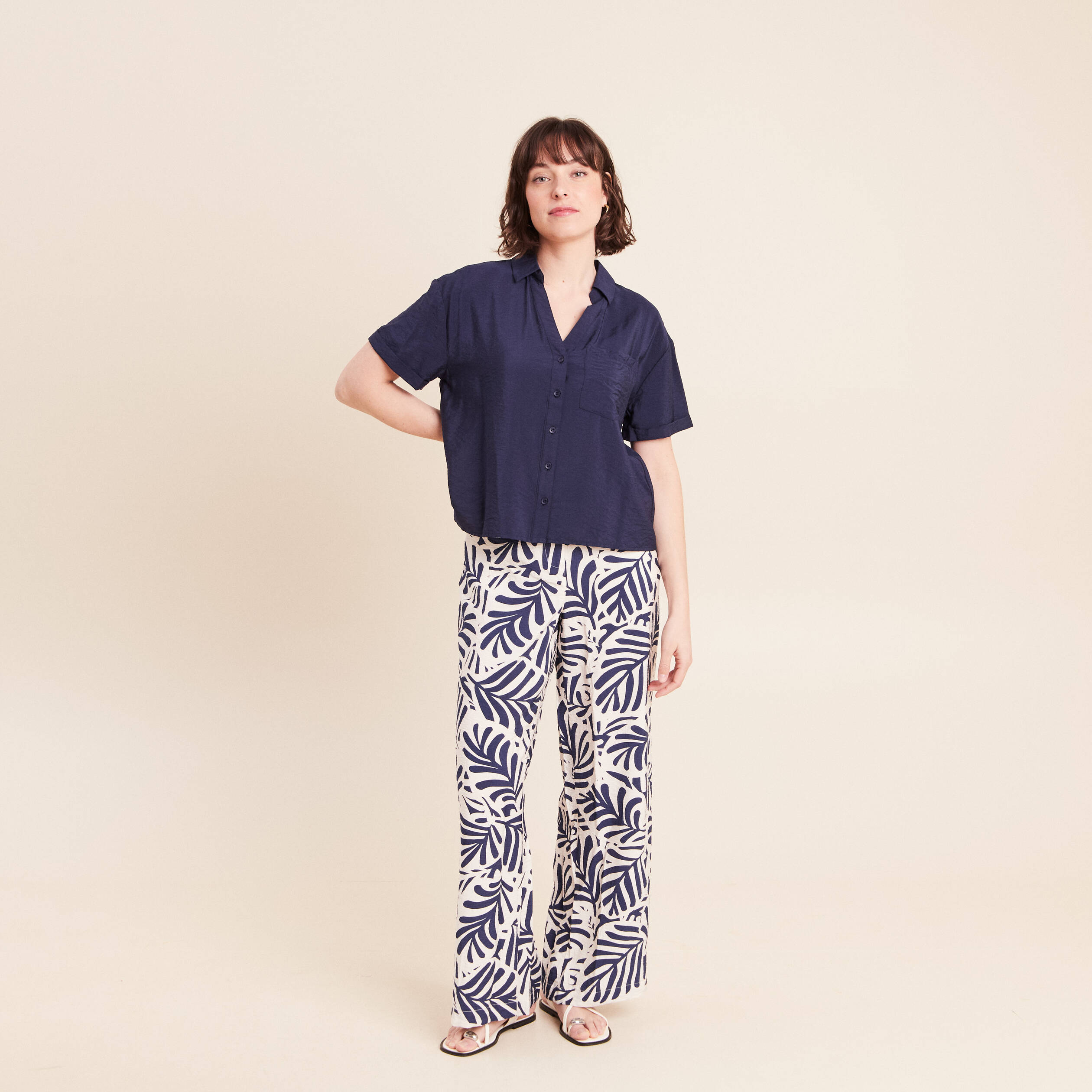 Chemise Femme Manches courtes - bleu clair imprimé et personnalisé pour votre entreprise