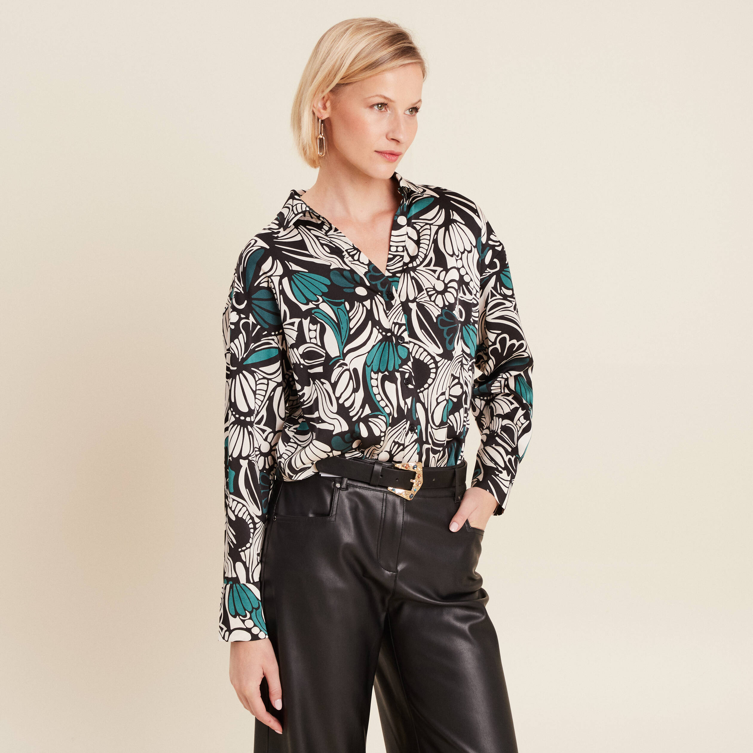 Chemise manches longues satin vert foncé femme