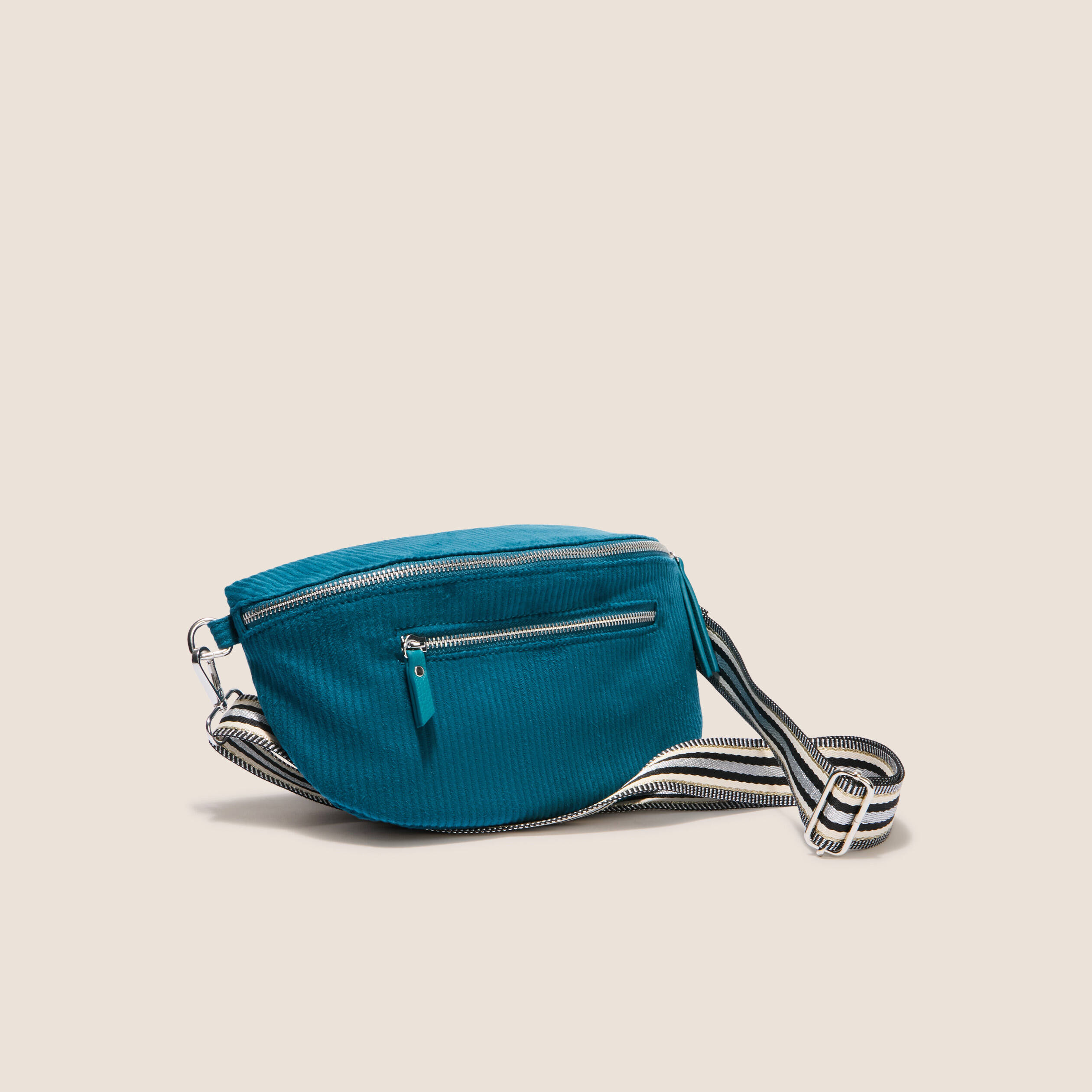 Sac à Bandoulière Ou Bride Pour Cheval Doublé Polaire (occasion)