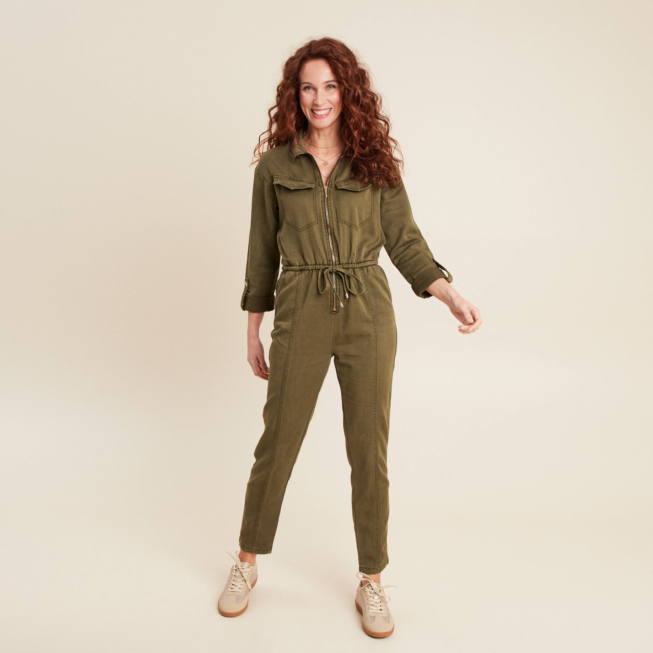 Combinaison pantalon zippée vert olive femme
