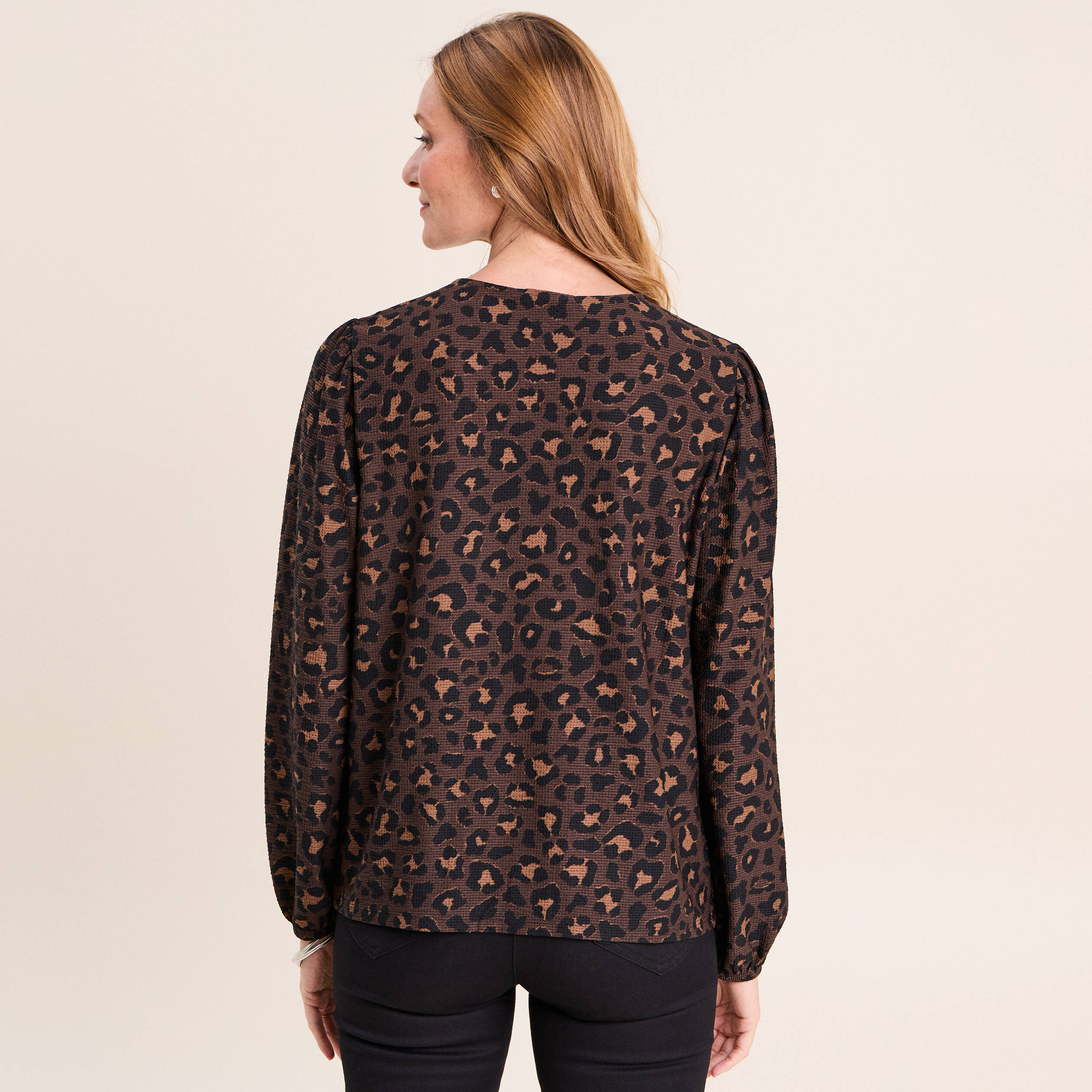 Blouse col v manches longues marron femme