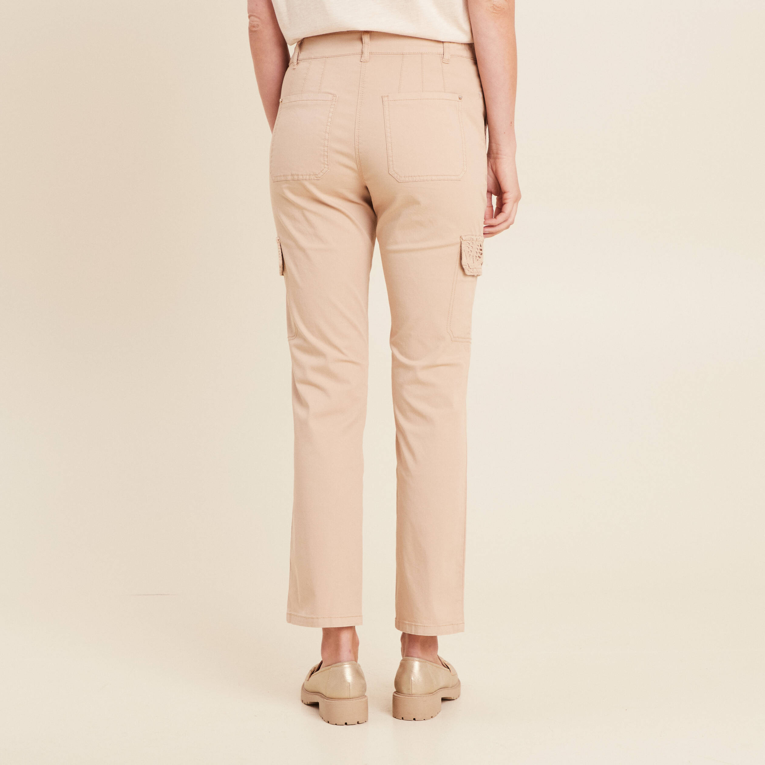 Pantalon jogpant 7/8&egrave;me sable femme