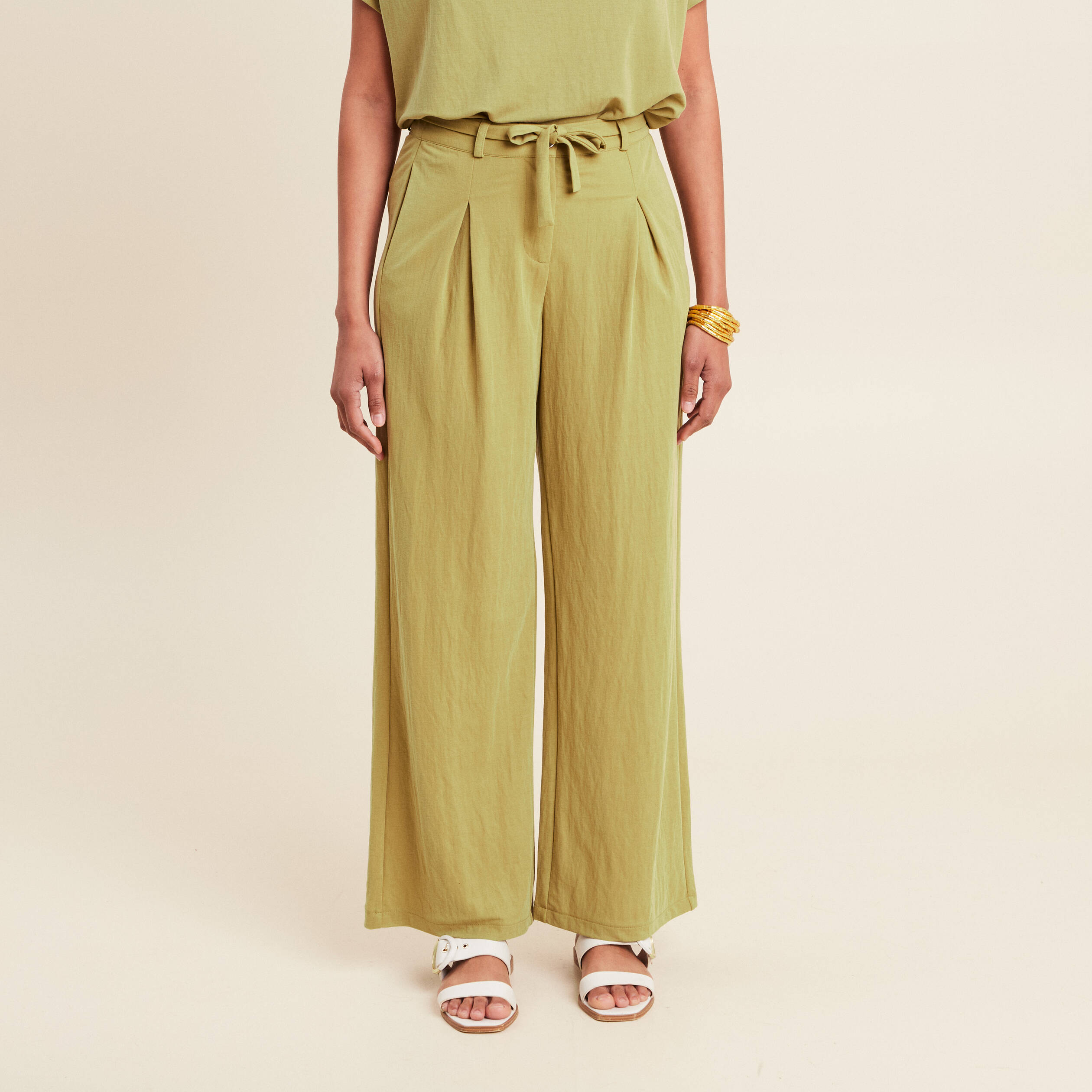 Pantalon fluide taille haute vert olive femme