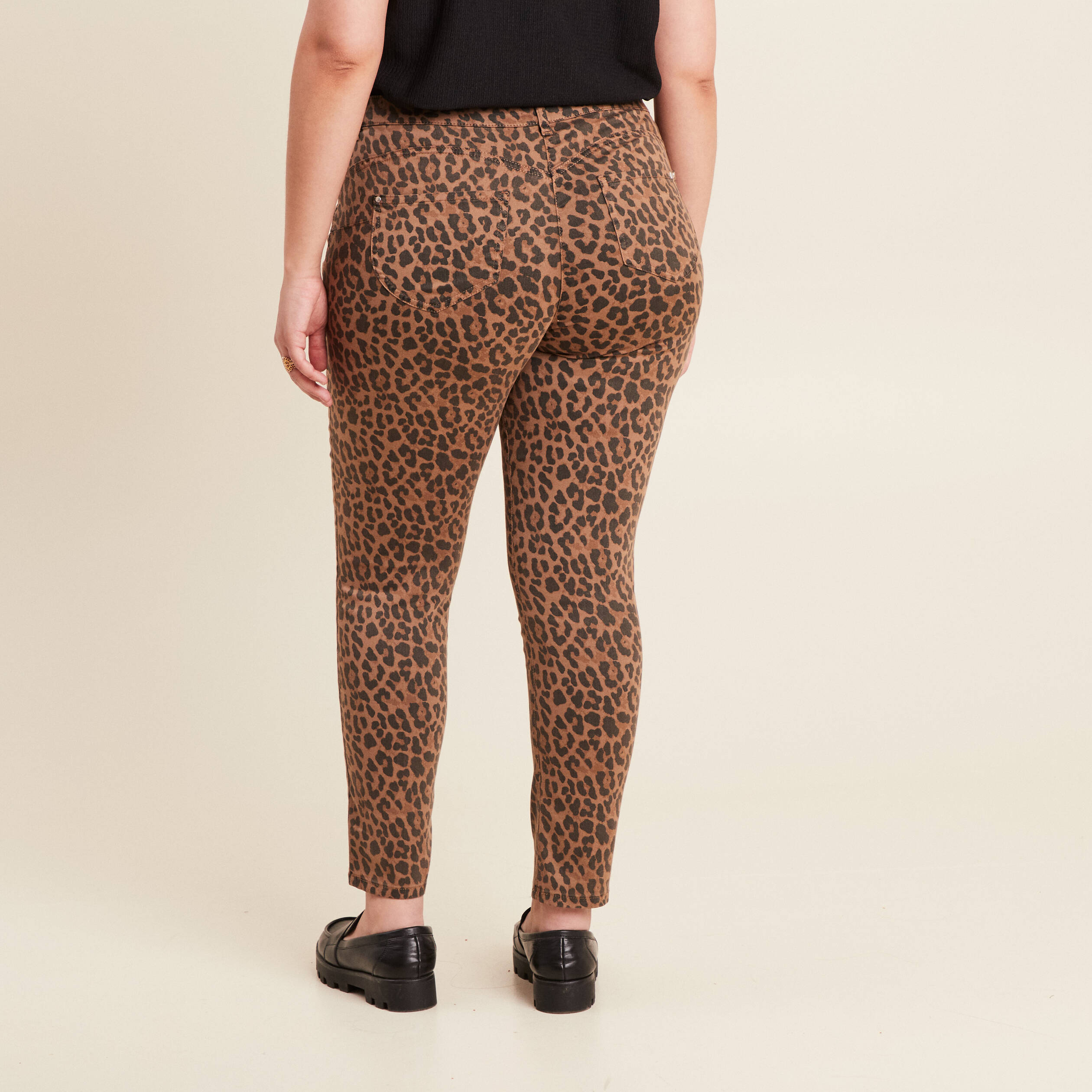 Pantalon léger taille standard 7/8ème marron cognac femme