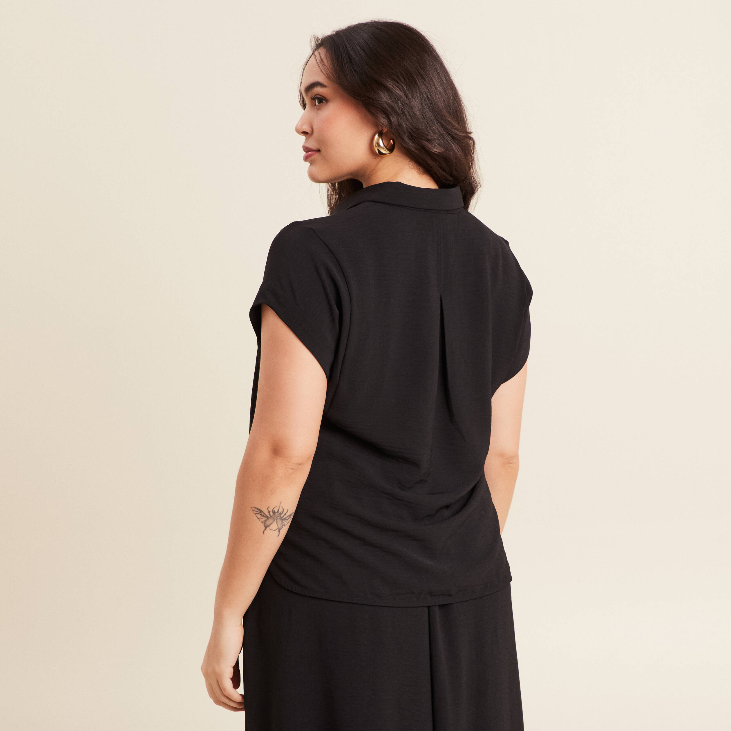 Blouse manches courtes noir femme