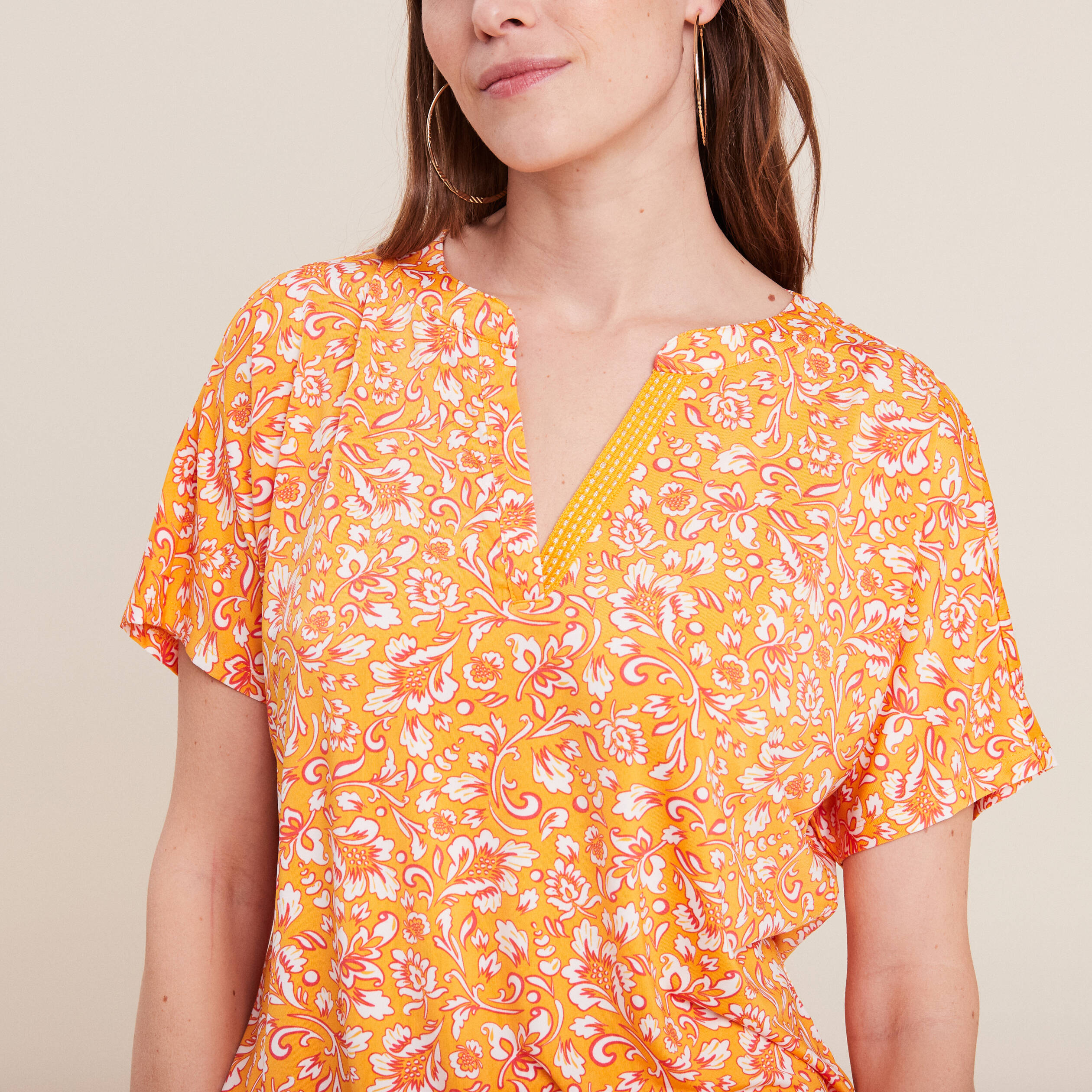 T-shirt manches courtes jaune fonc&eacute; femme
