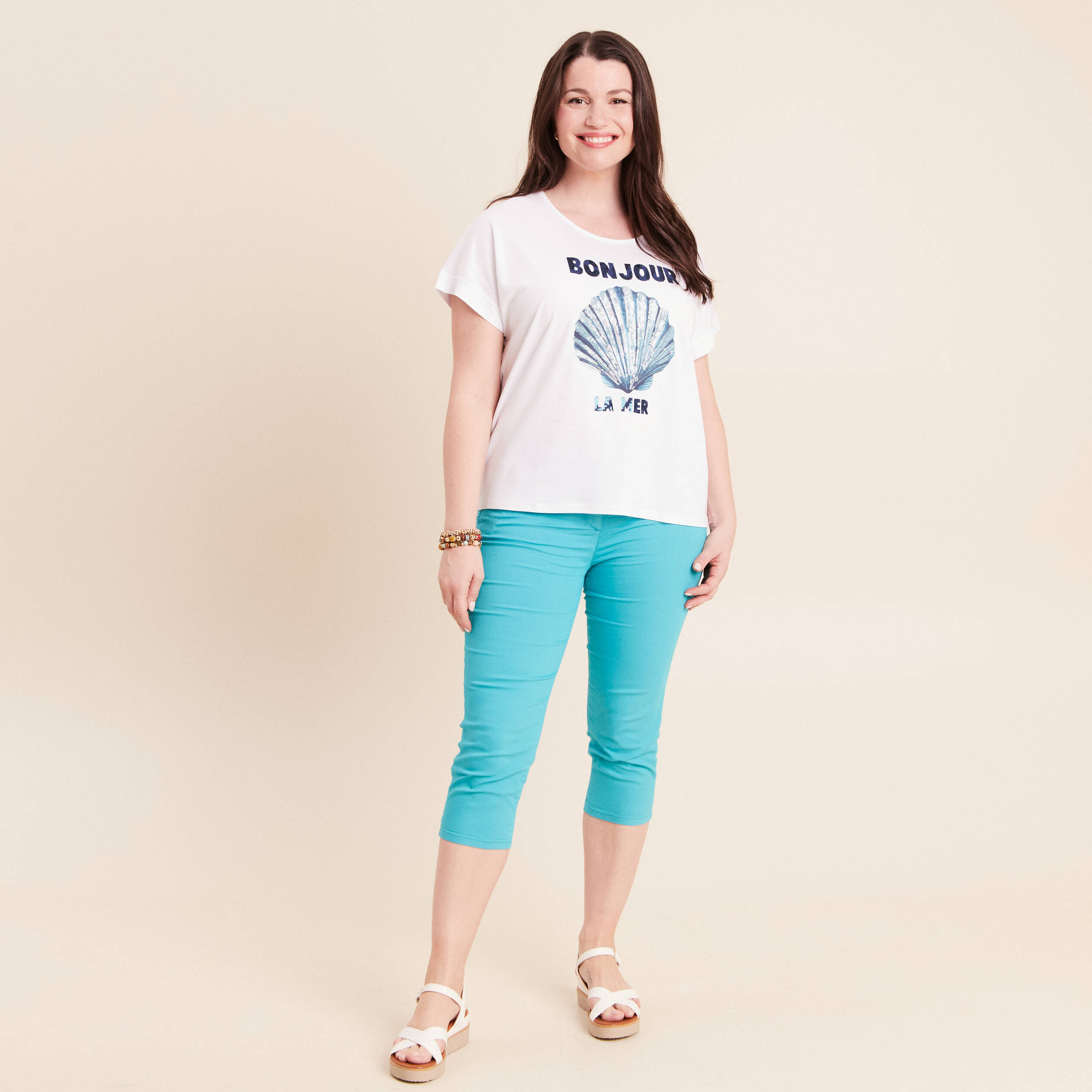 T-shirt col rond manches courtes brod&eacute; blanc femme