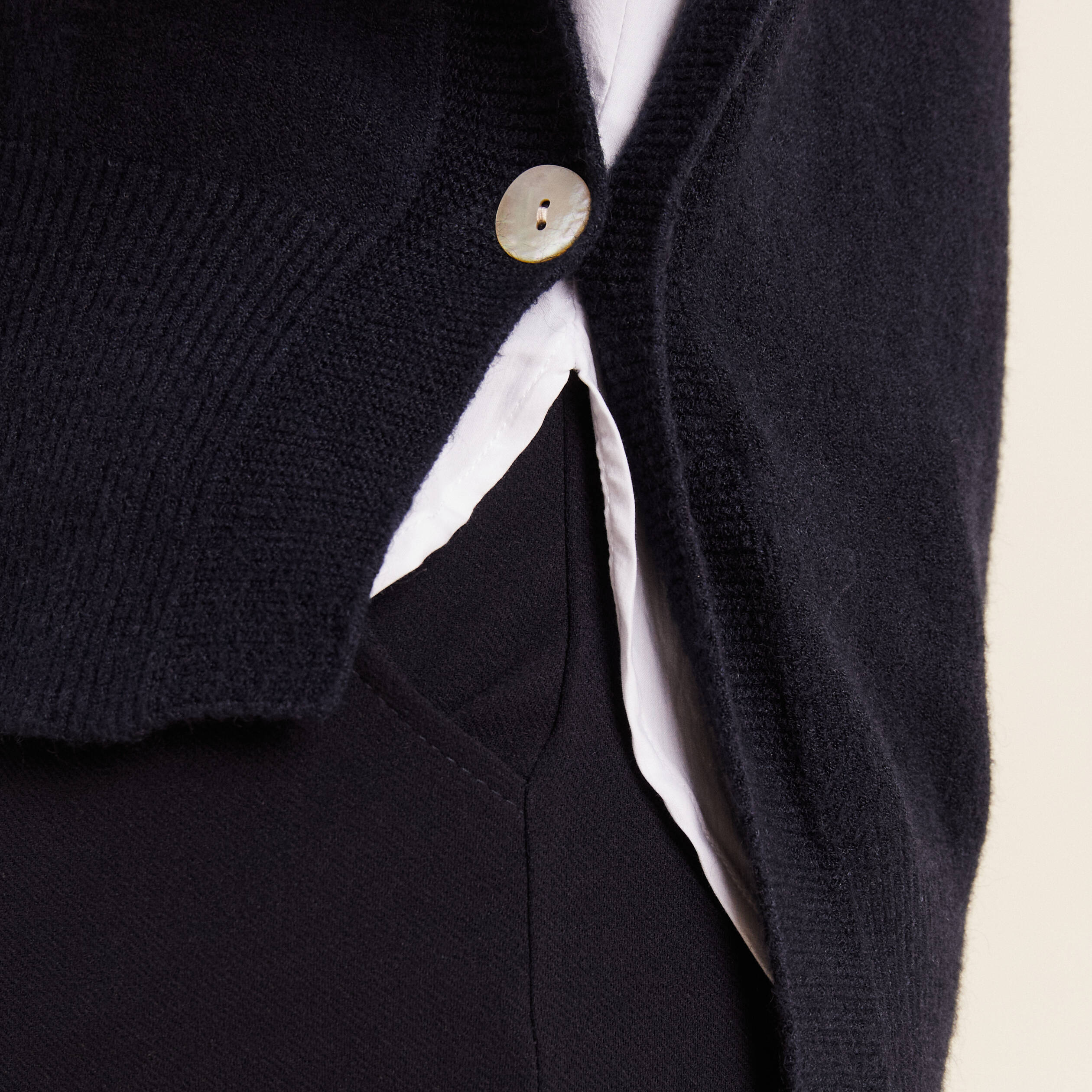 Pull sans manches à capuche bleu foncé femme