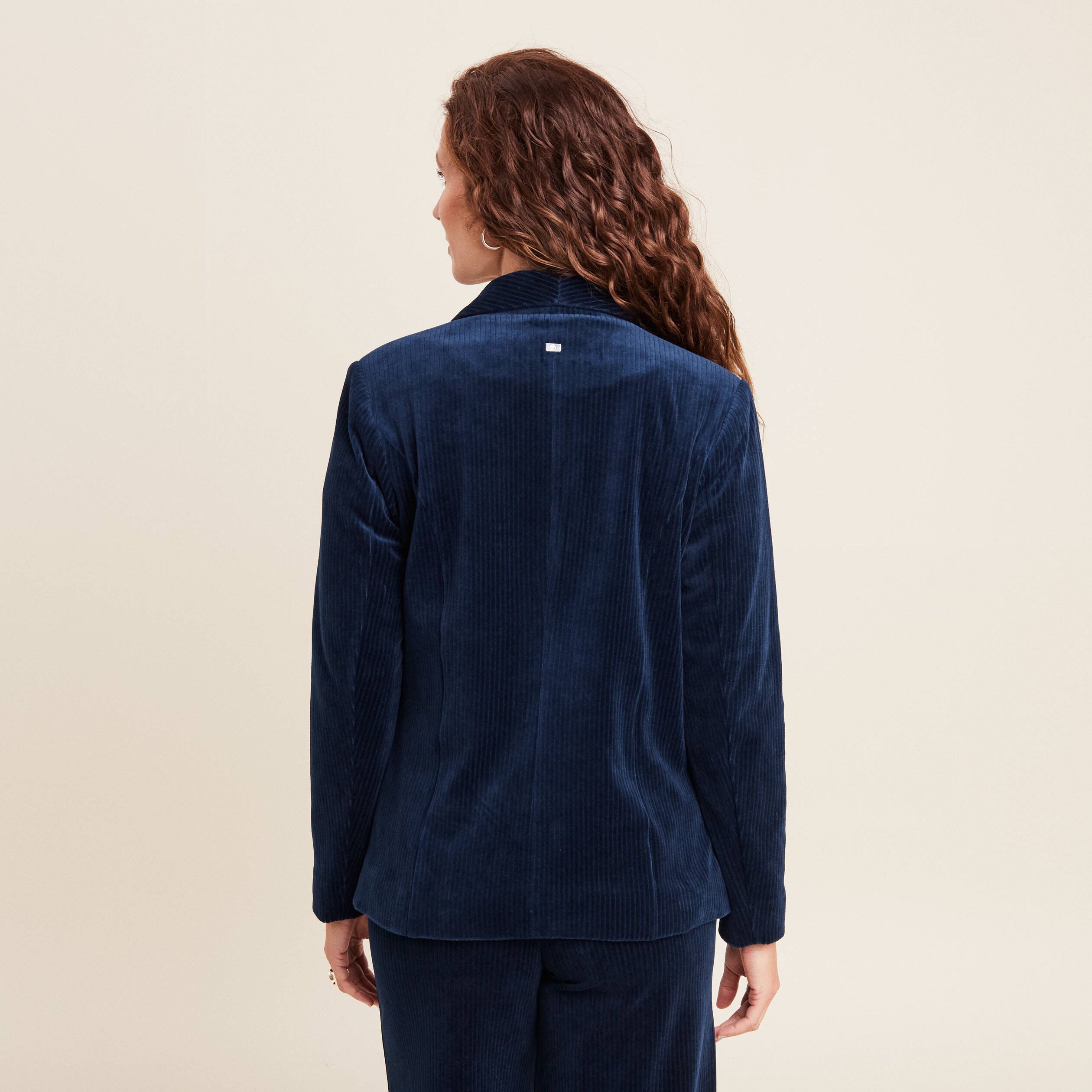 veste tailleur velours bleu marine femme Veste tailleur velours bleu marine femme