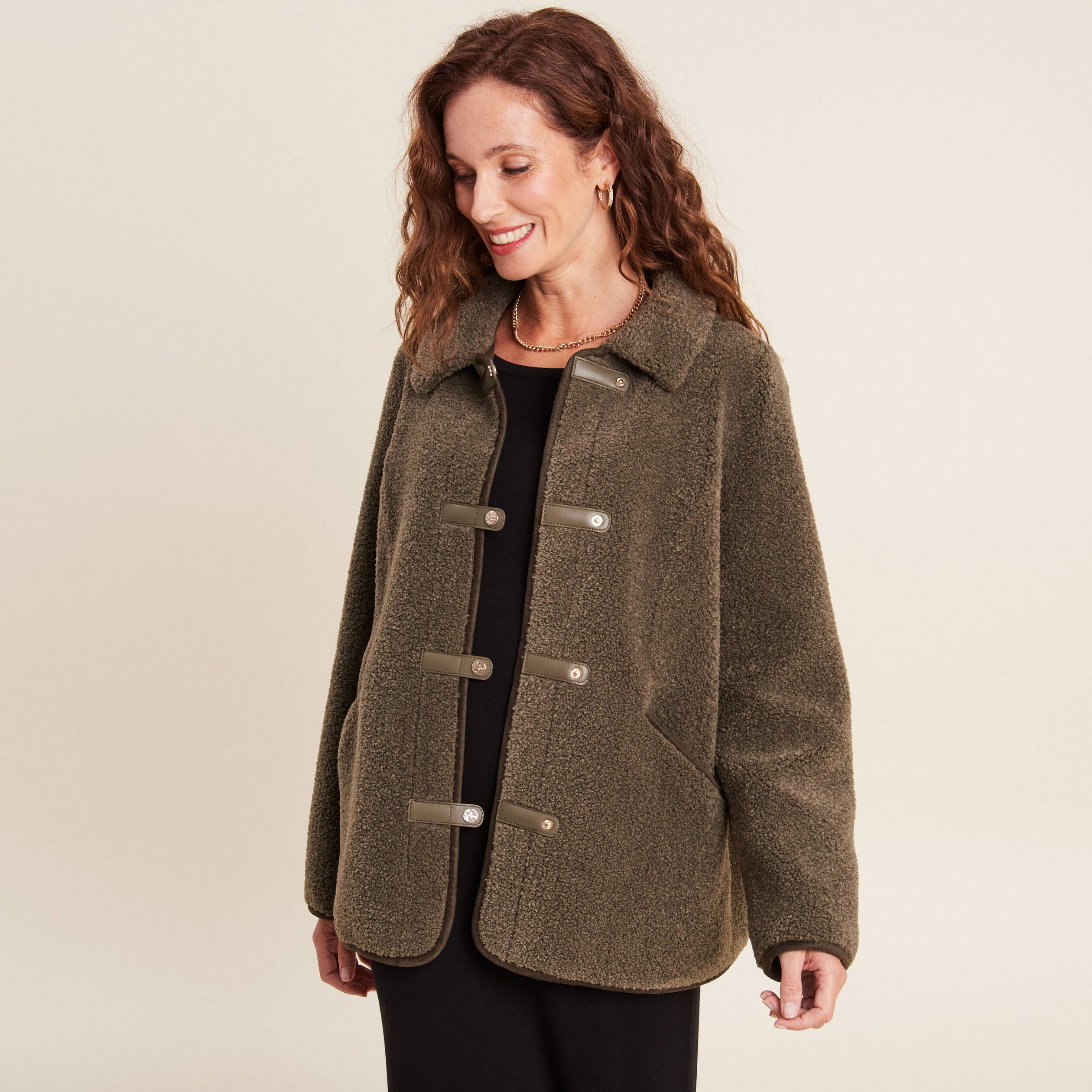 manteau droit laine mouton vert kaki femme Manteau droit laine mouton vert kaki femme