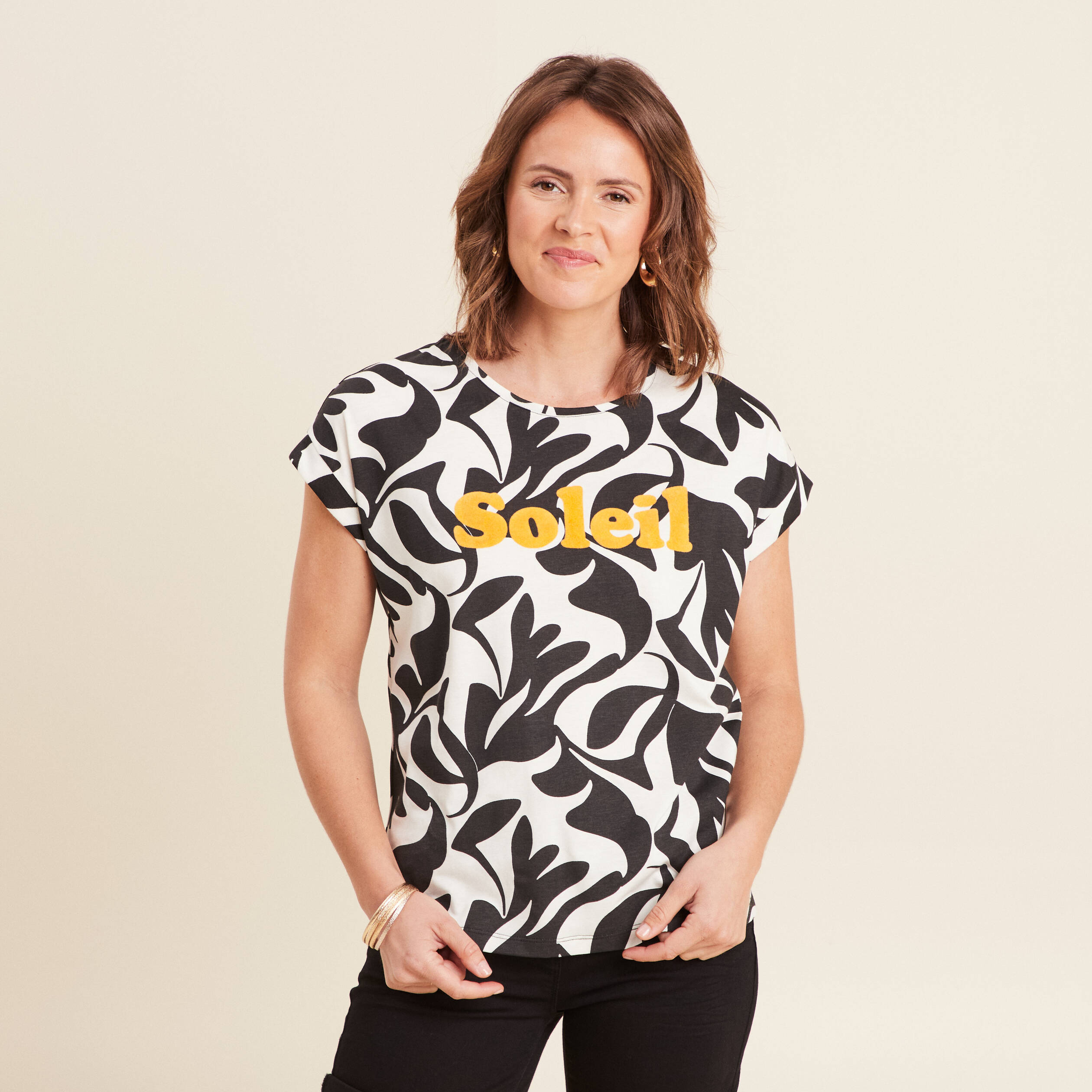 t shirt manches courtes noir femme T-shirt manches courtes noir femme