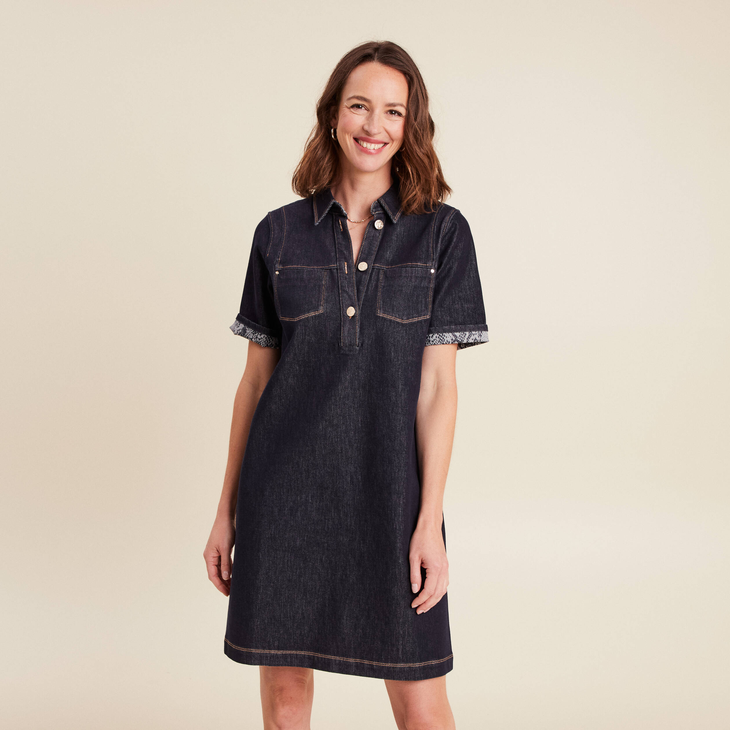 robe courte droite en jean col chemise denim brut femme robe courte droite en jean col chemise denim brut femme