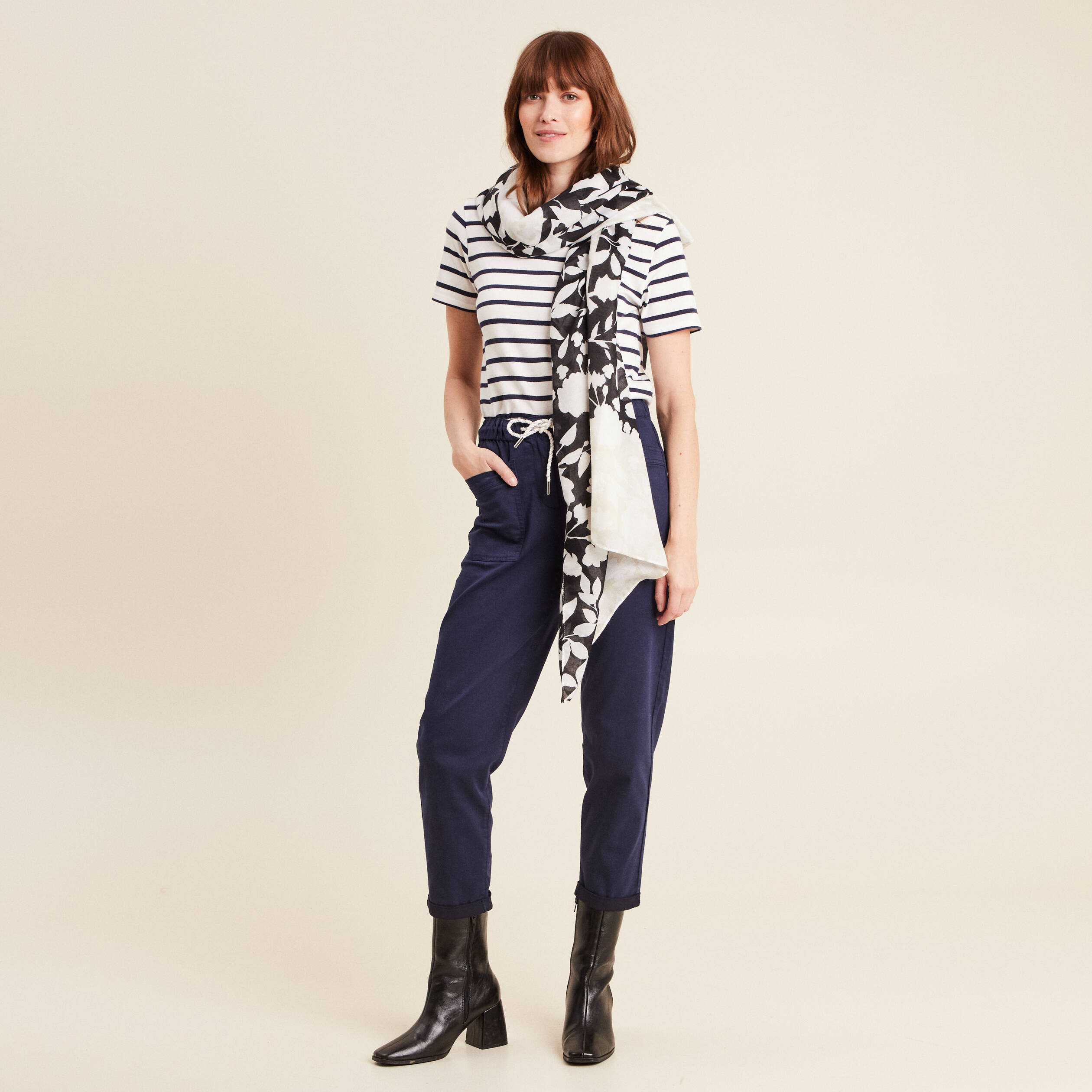 Pantalon coupe droite à coulisse bleu marine femme