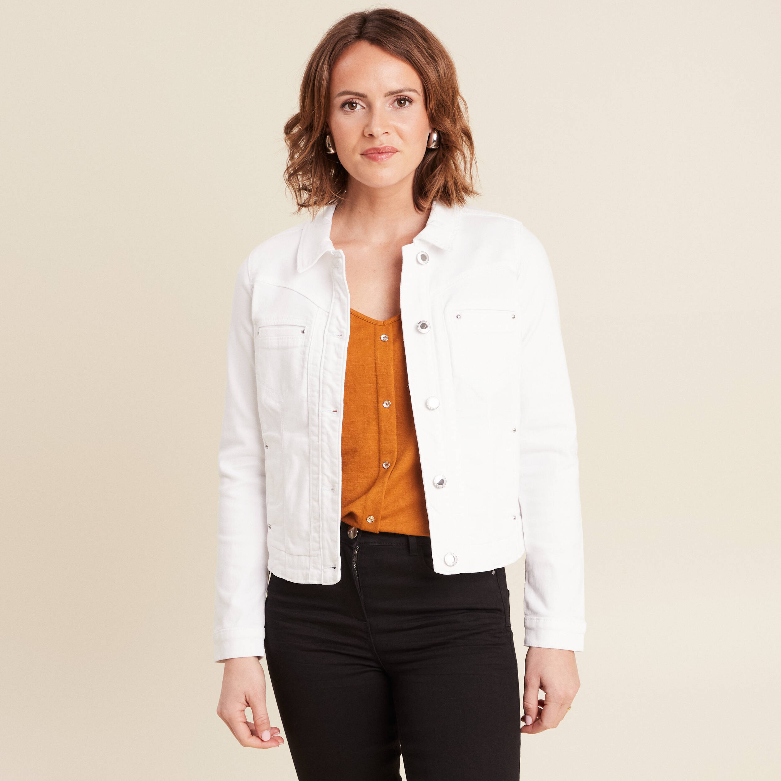 Blouson ajusté boutonné ecru femme