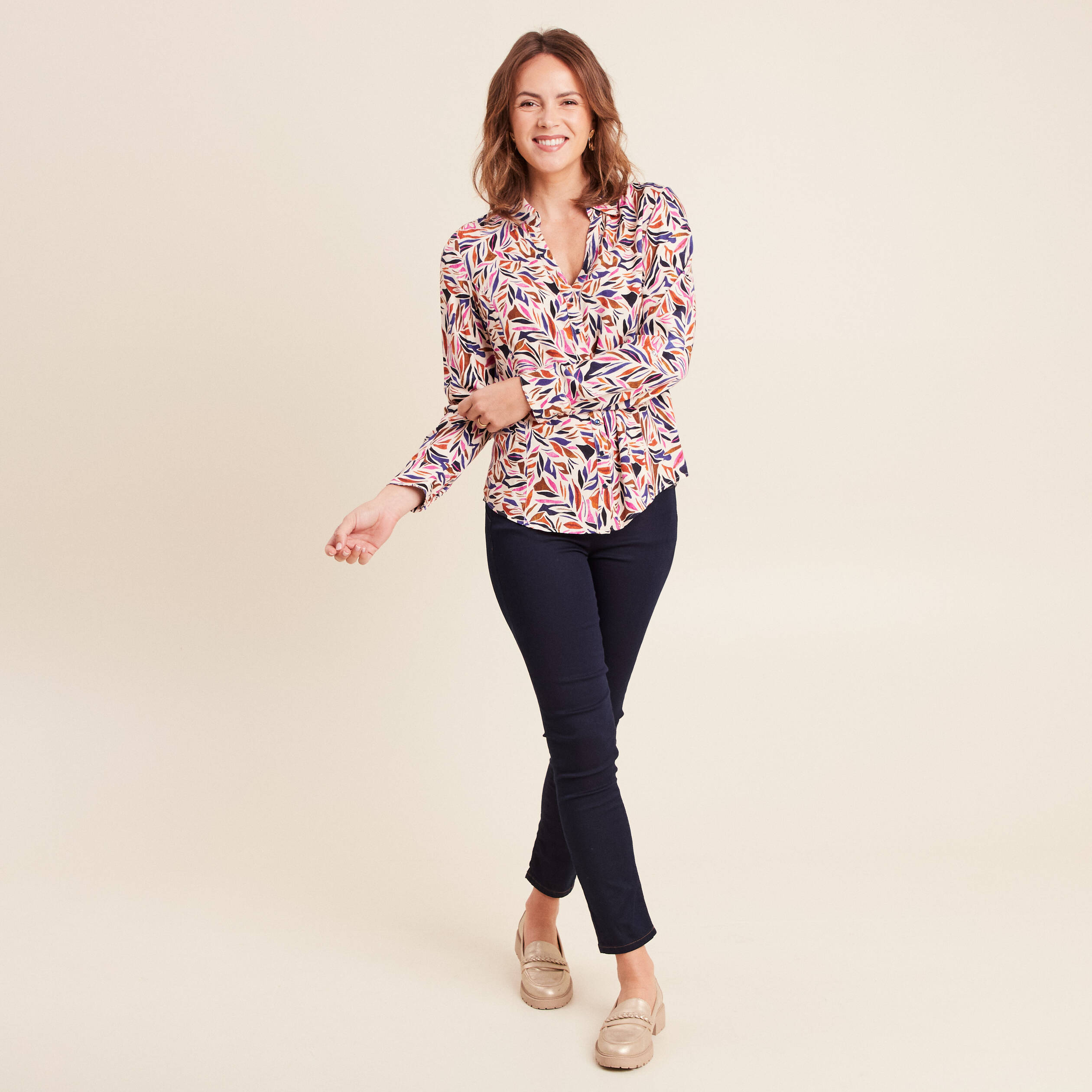 Chemise cintr&eacute;e manches longues bleu femme