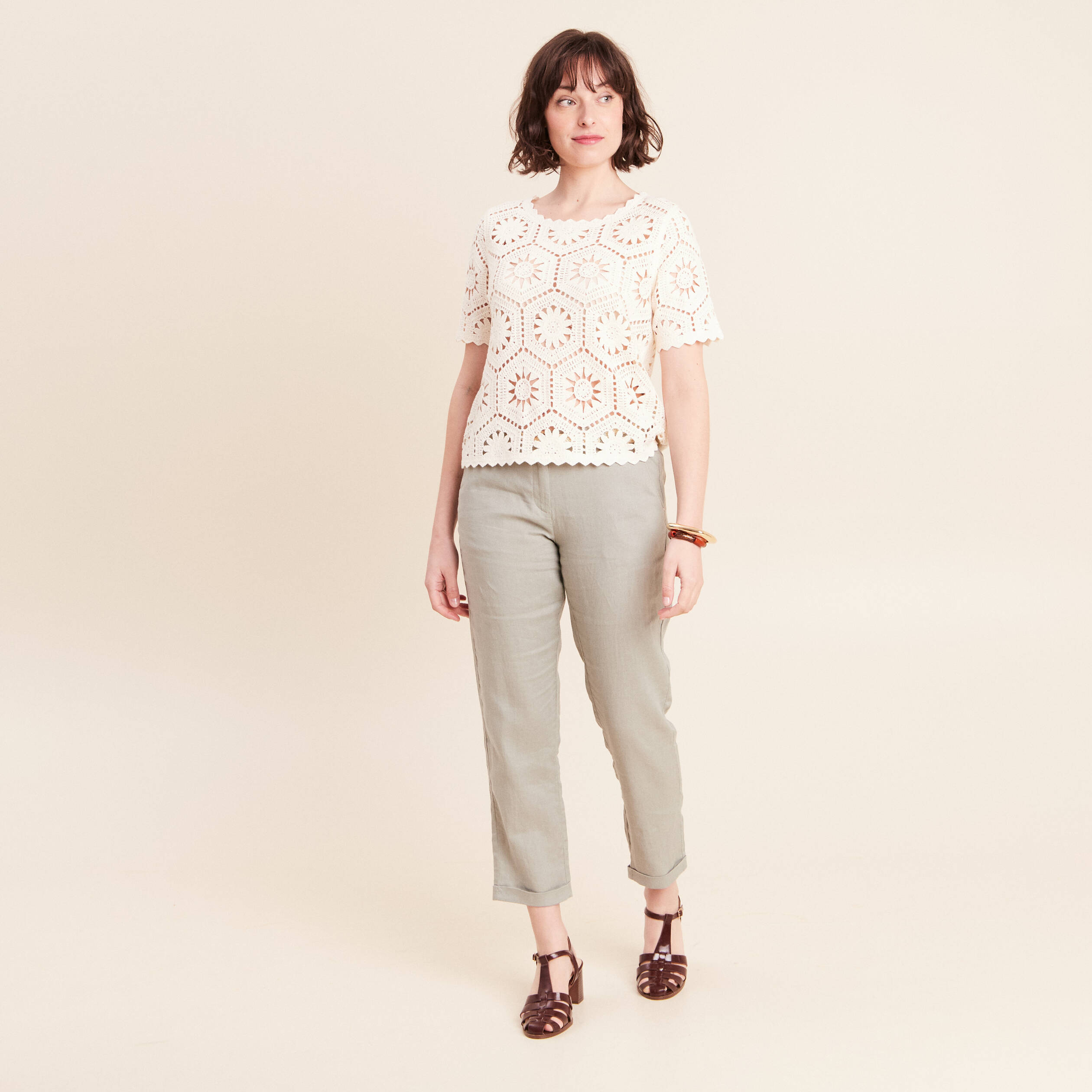 Pull col rond manches courtes dentelle ecru femme