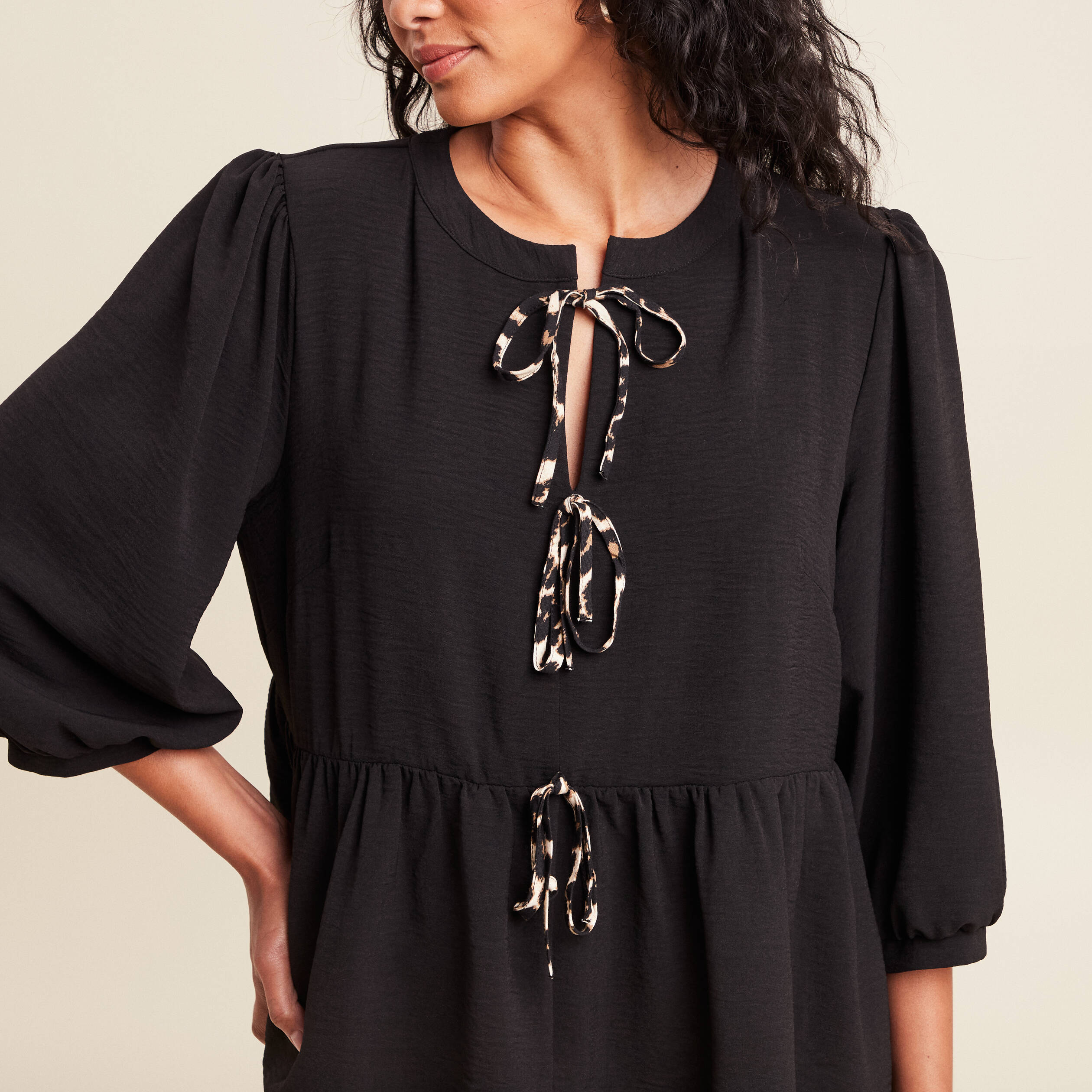 blouse ample col rond manches 34 noir femme blouse ample col rond manches 3/4 noir femme