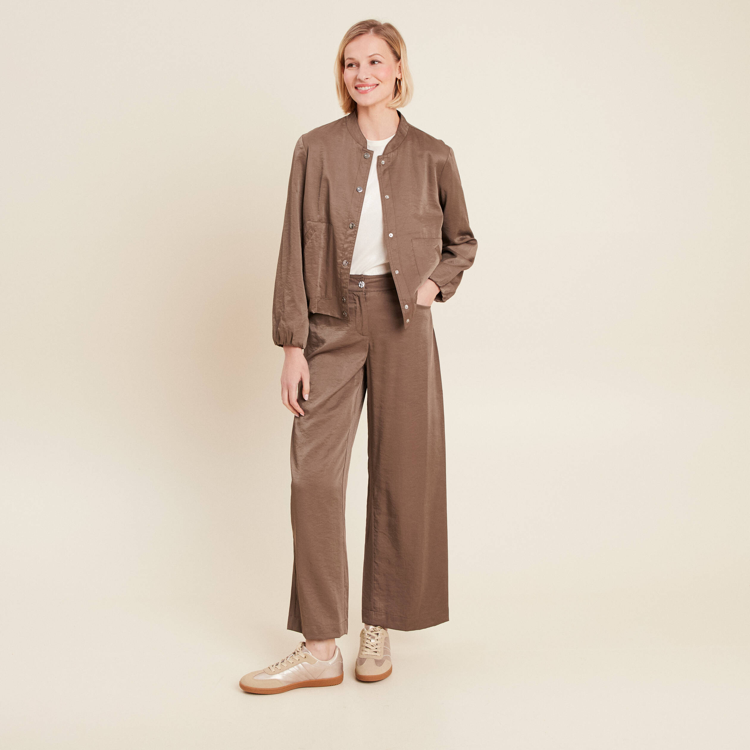 blouson boutonne satin taupe femme Blouson boutonné satin taupe femme