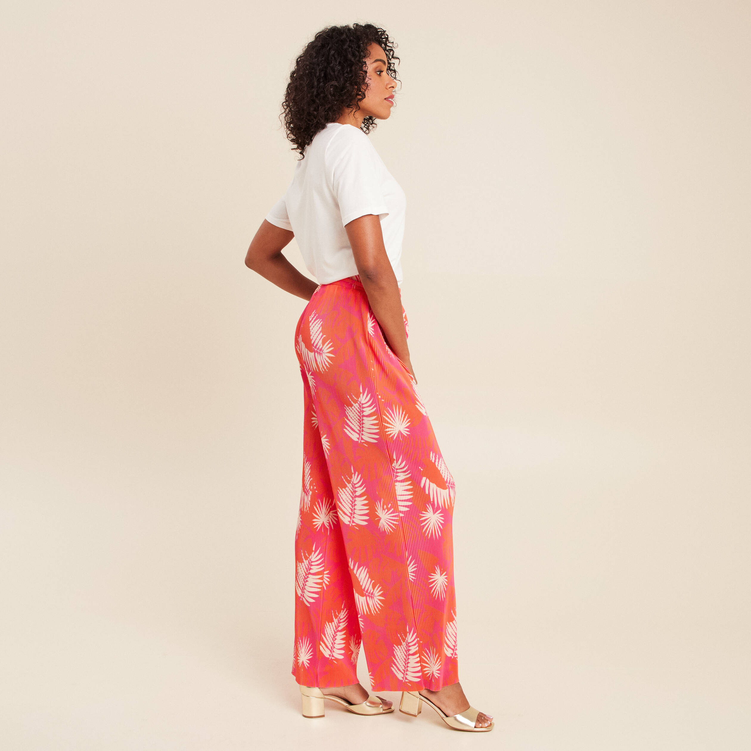 Pantalon coupe large taille haute pliss&eacute; rouge femme