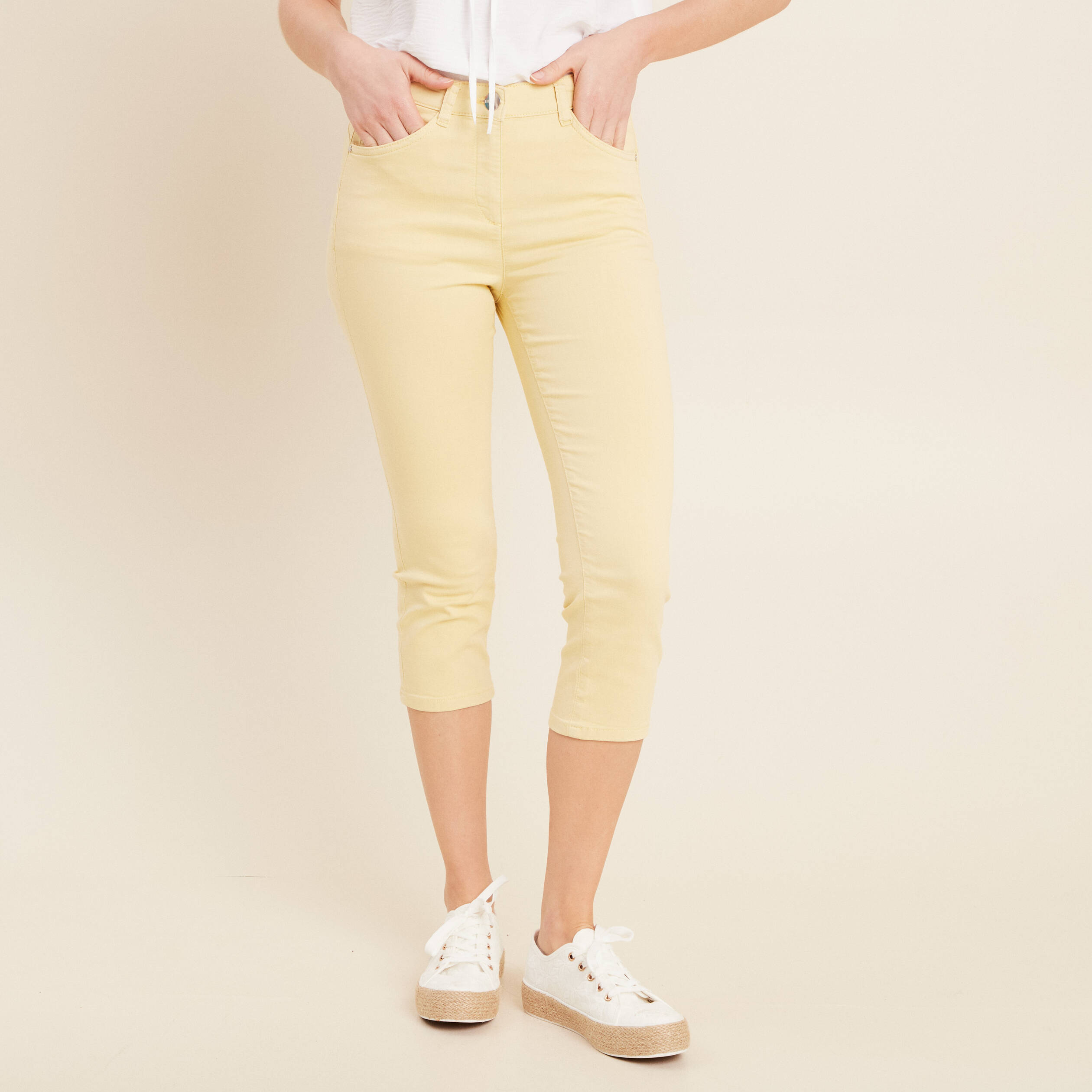 Pantacourt droit taille standard jaune clair femme