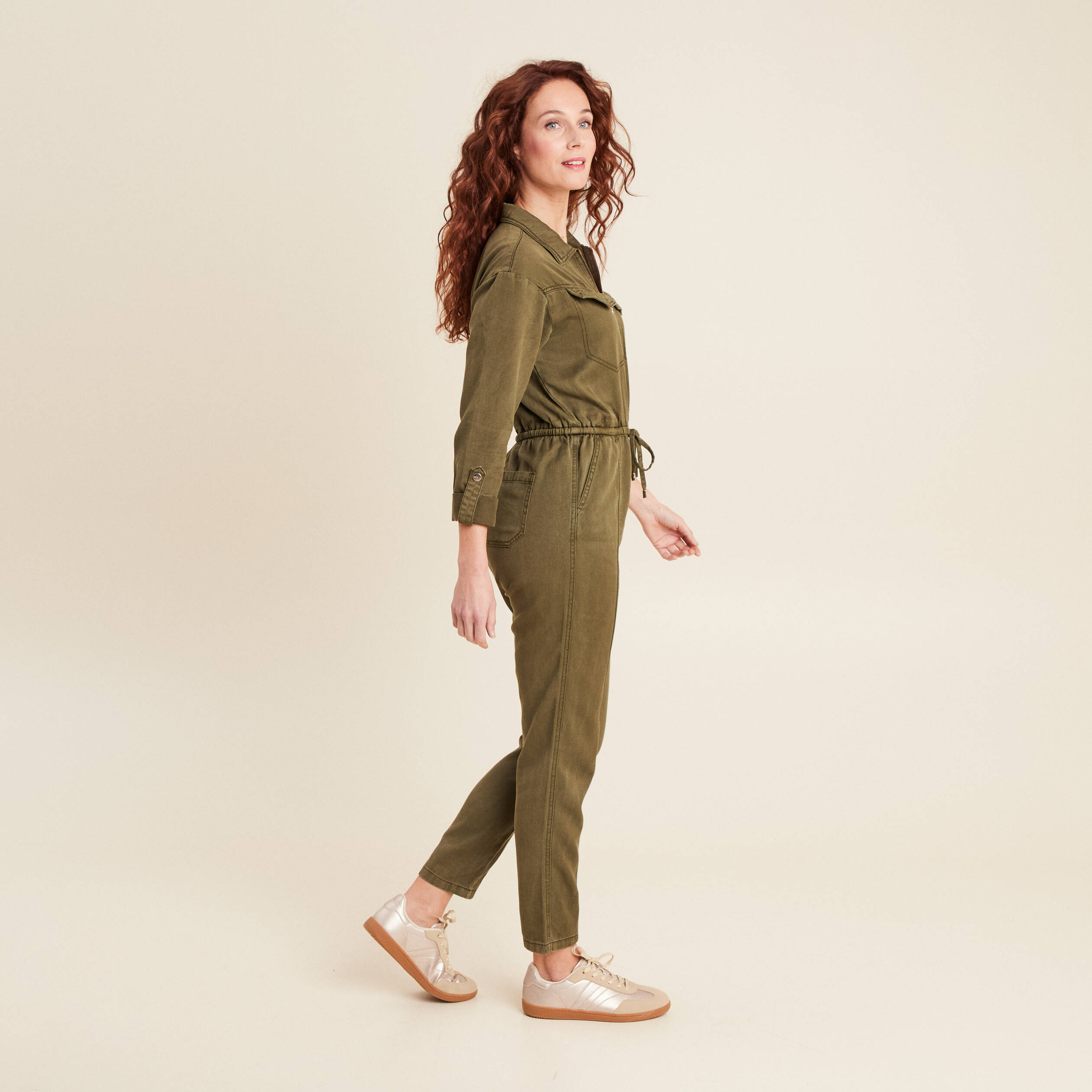 Combinaison pantalon zippée vert olive femme