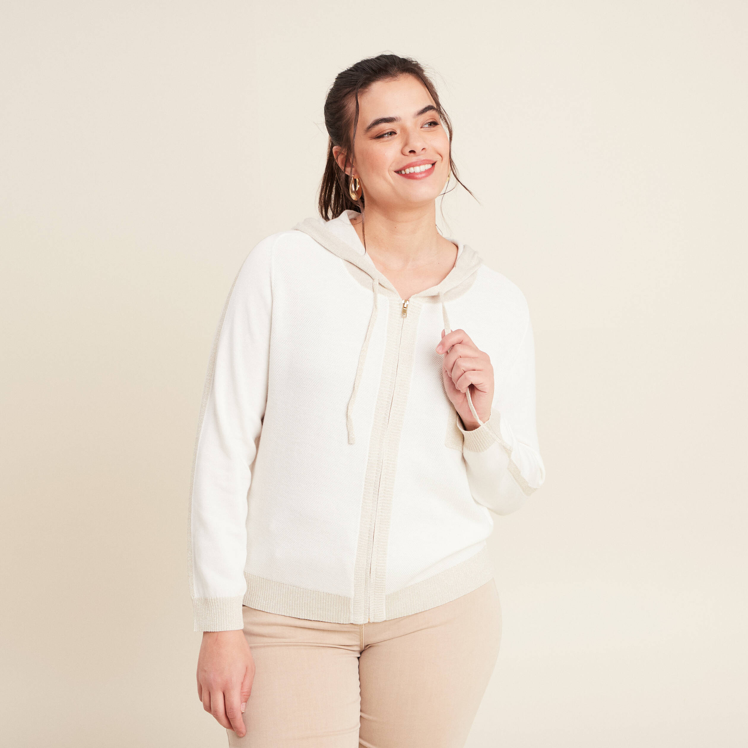 Gilet à capuche zippé ecru femme