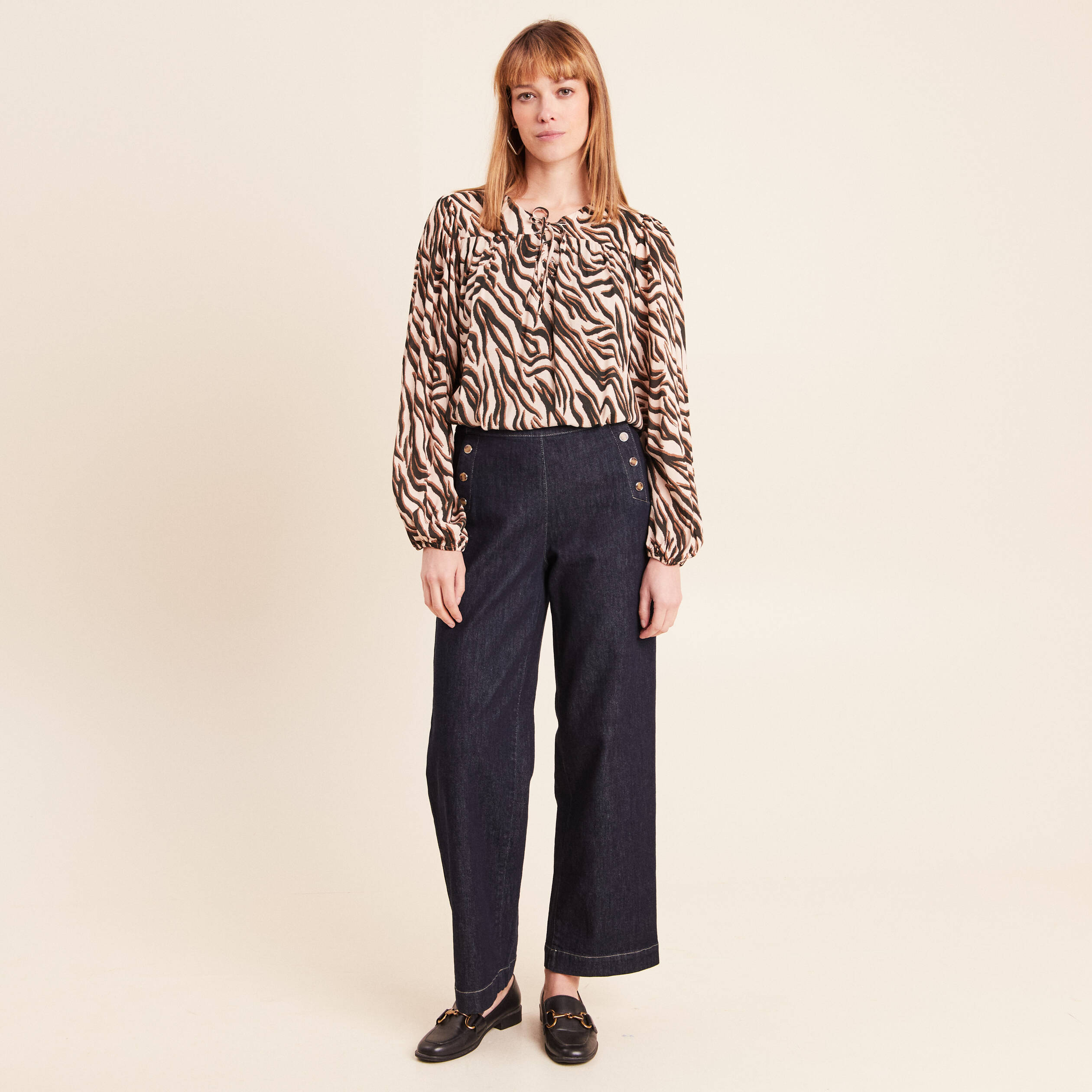 Blouse ample col rond manches longues noir femme