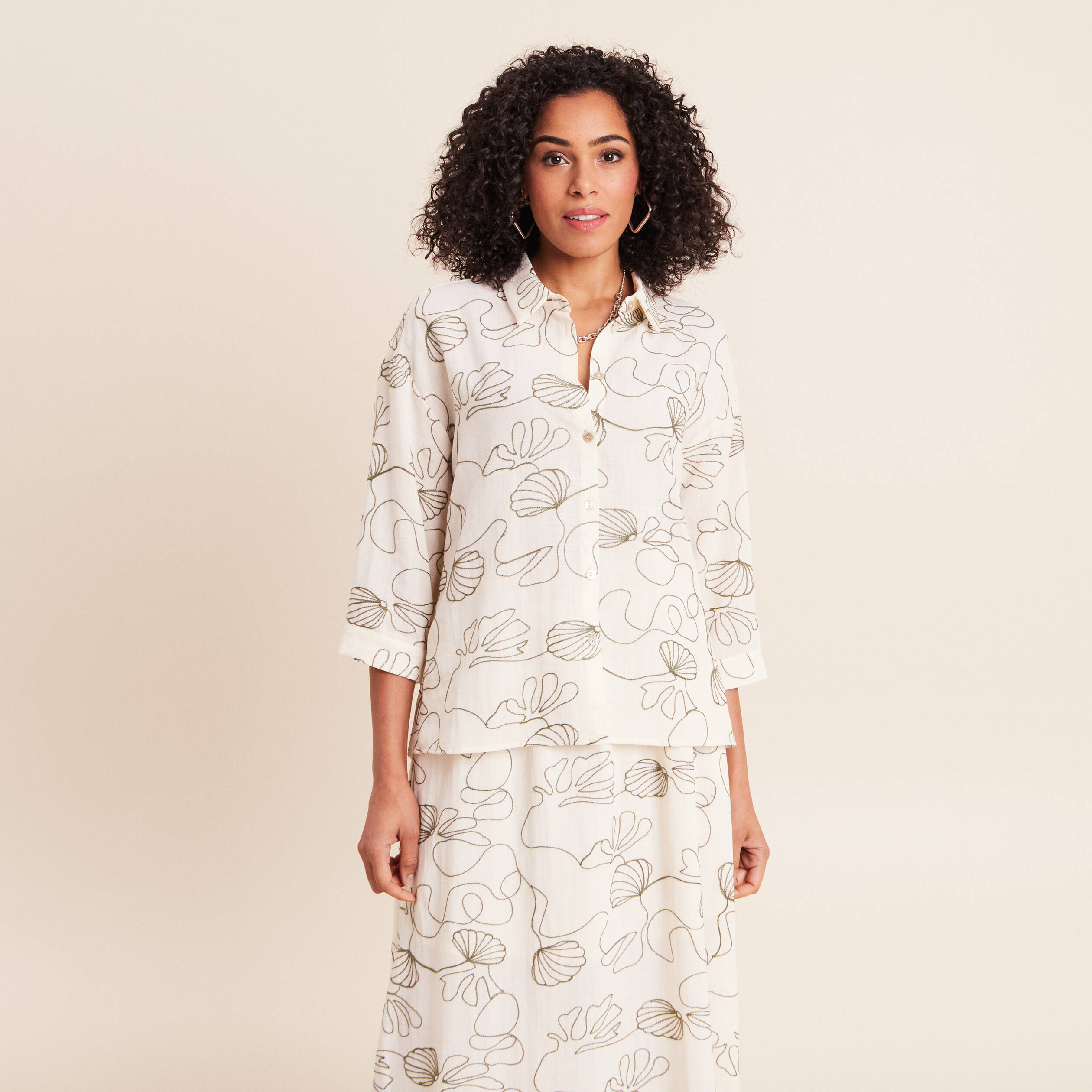 Chemise broderie col chemise manches 3/4 vert femme