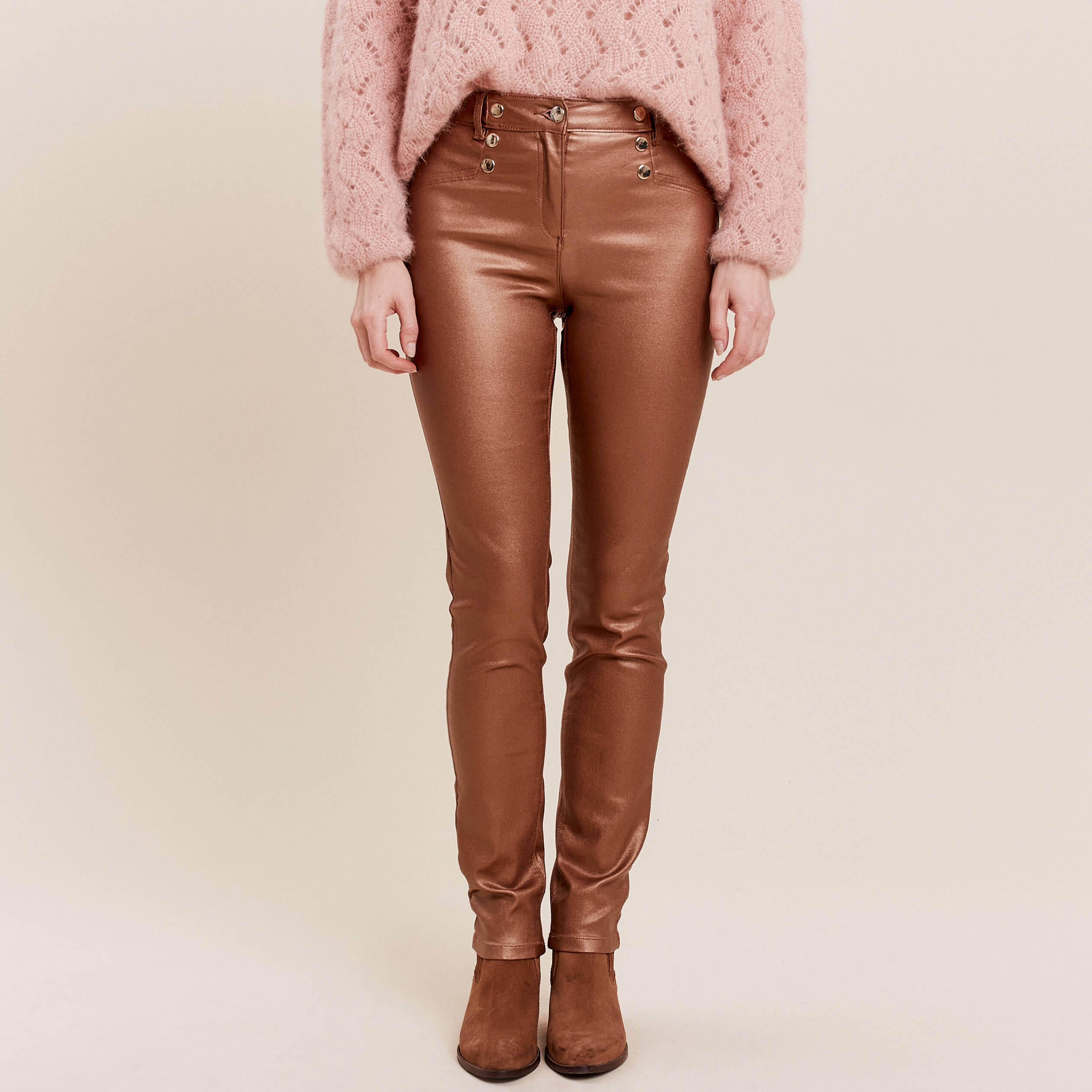 Pantalon ajusté enduit à pont camel femme
