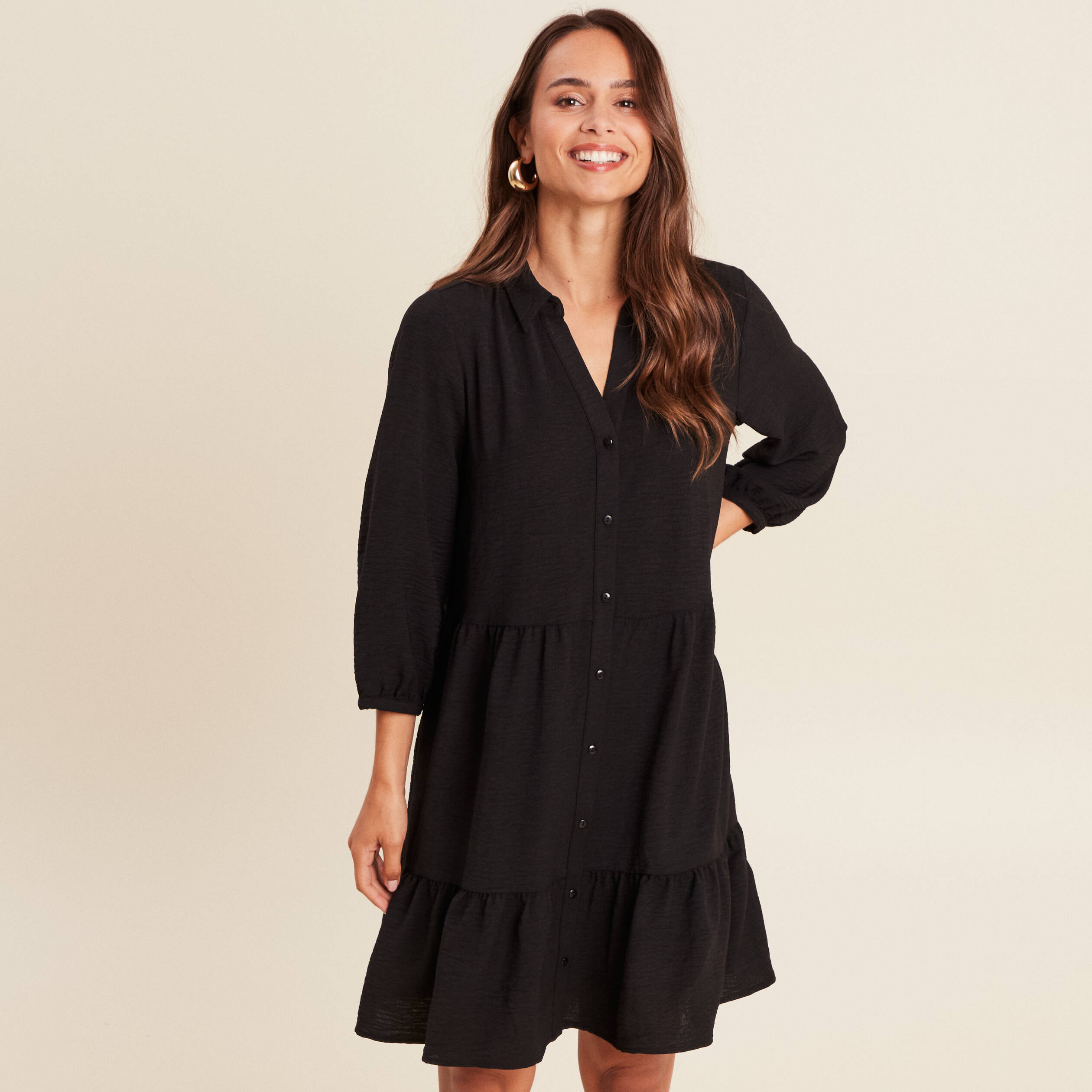 robe courte evasee col chemise noir femme Robe courte évasée col chemise noir femme