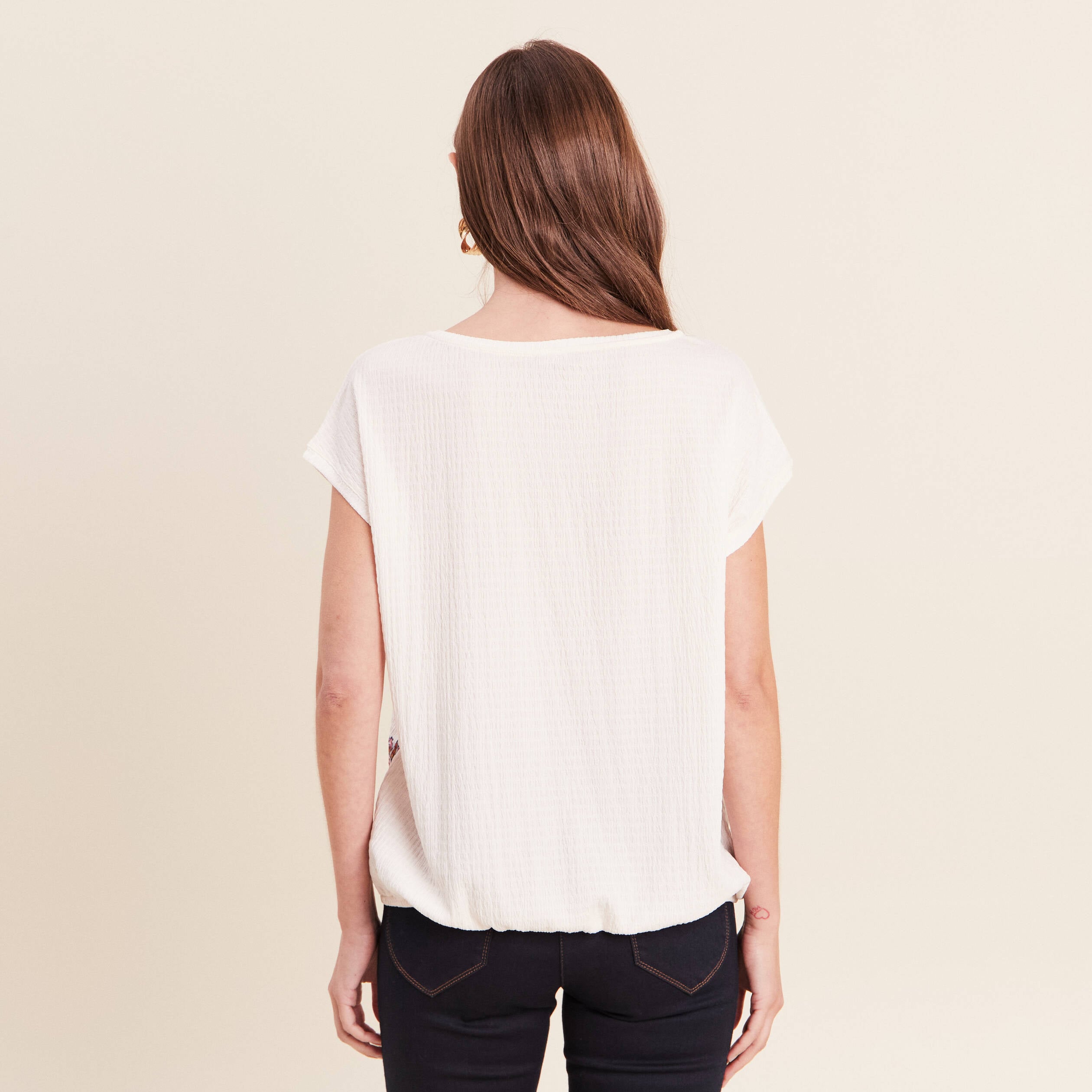 Blouse pliss&eacute;e col rond manches courtes ecru femme