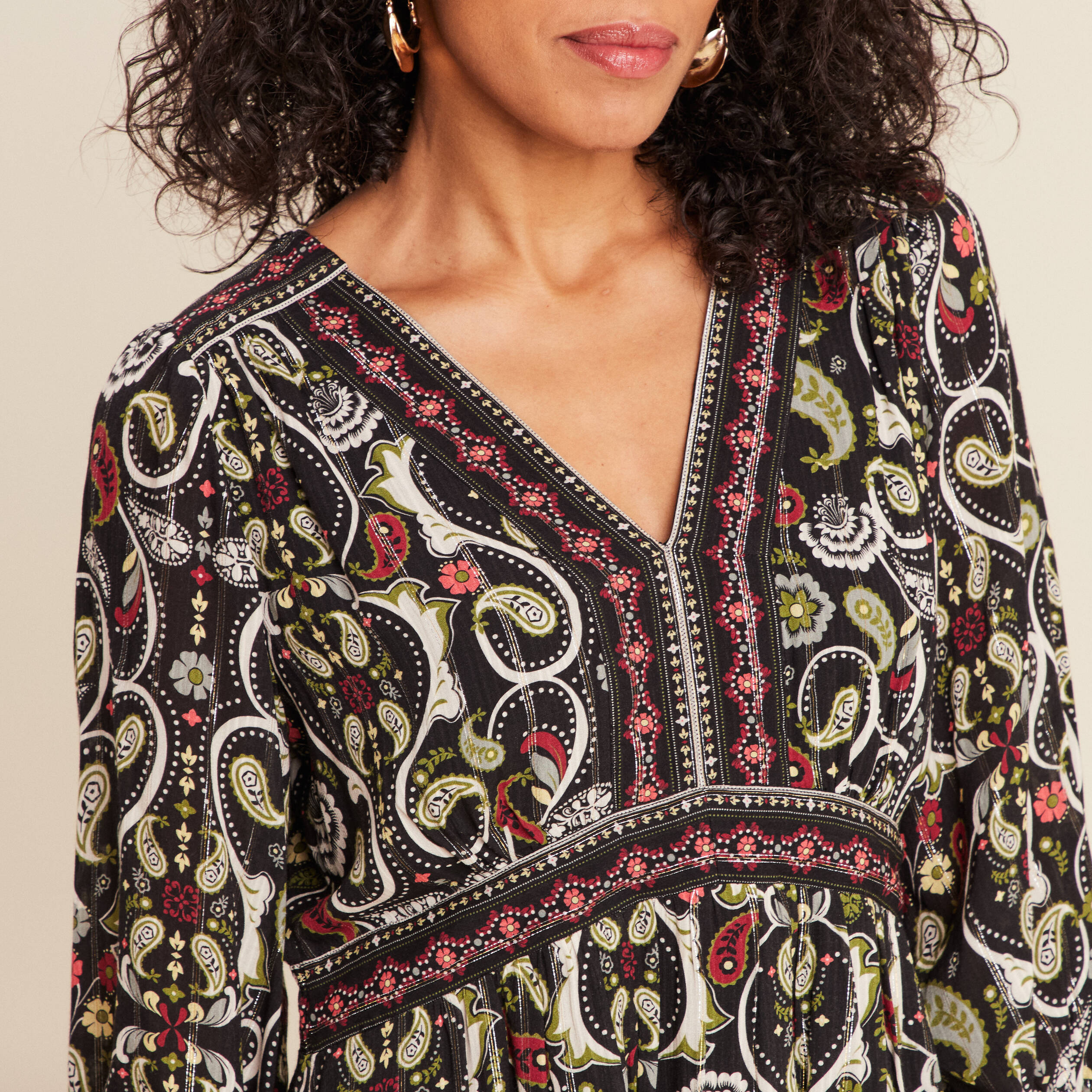 robe evasee fluide noir femme Robe évasée fluide noir femme