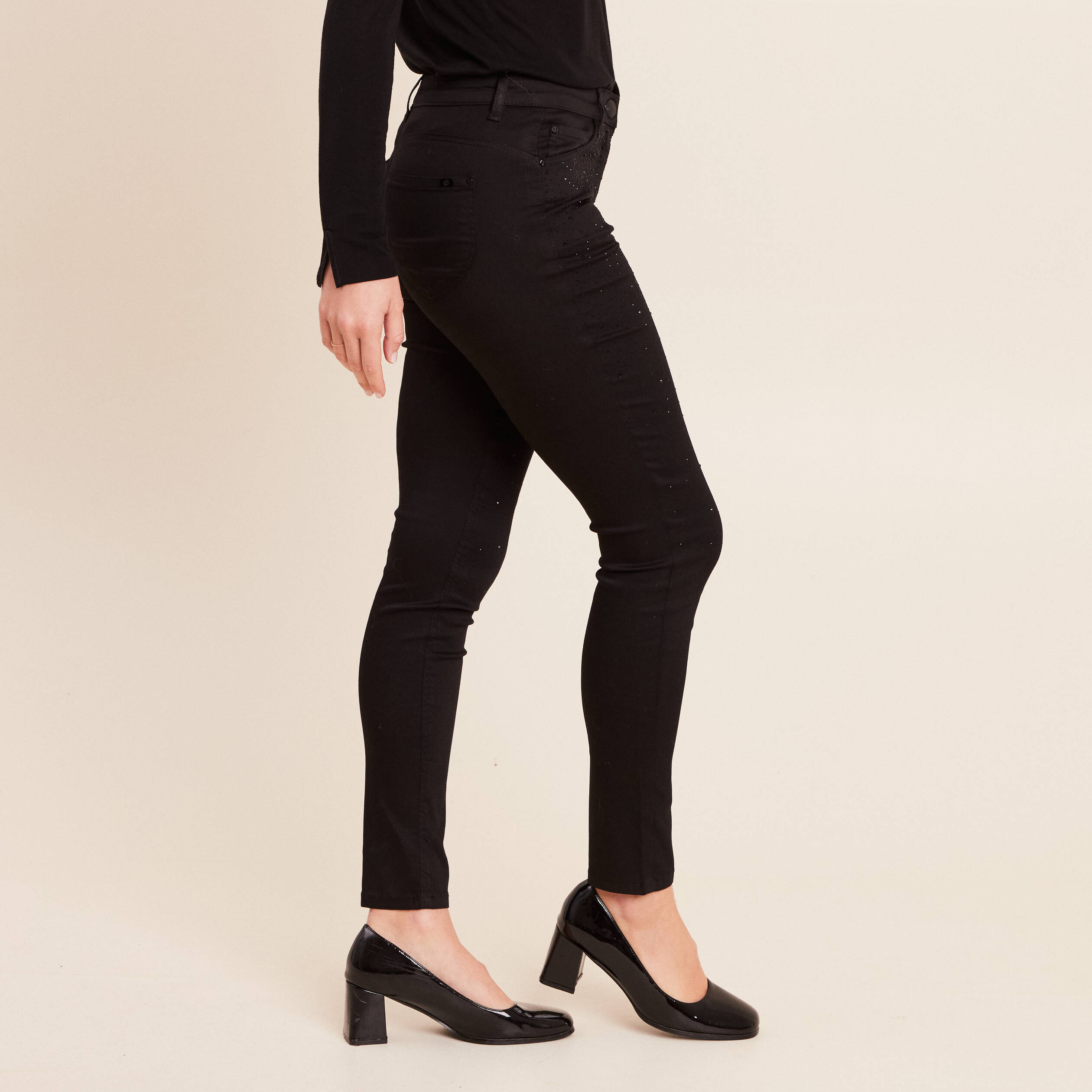 Pantalon magique Le L&eacute;ger coupe ajust&eacute;e noir femme