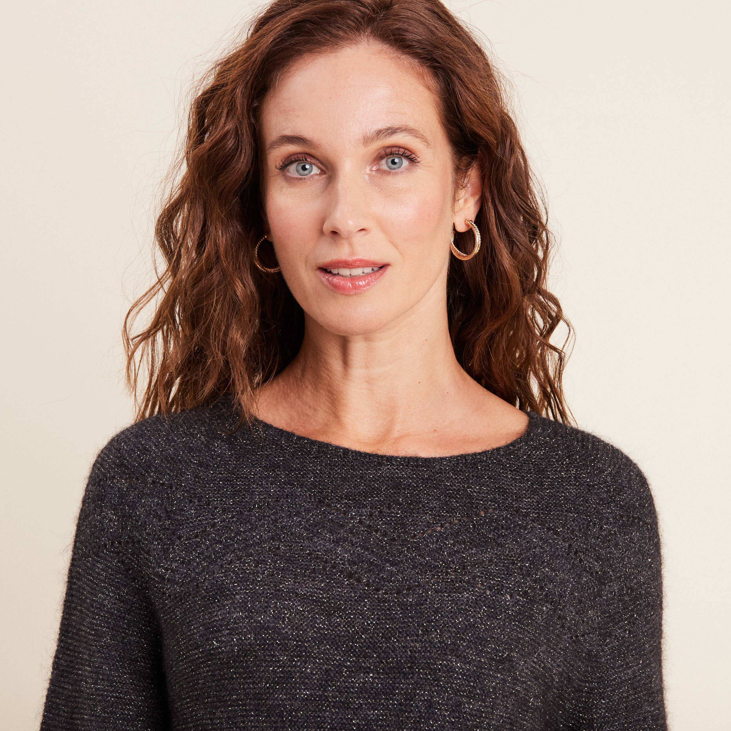 Pull Fille New Look 10-11 Ans – Acrylique Noir Col Rond – Manches Longues