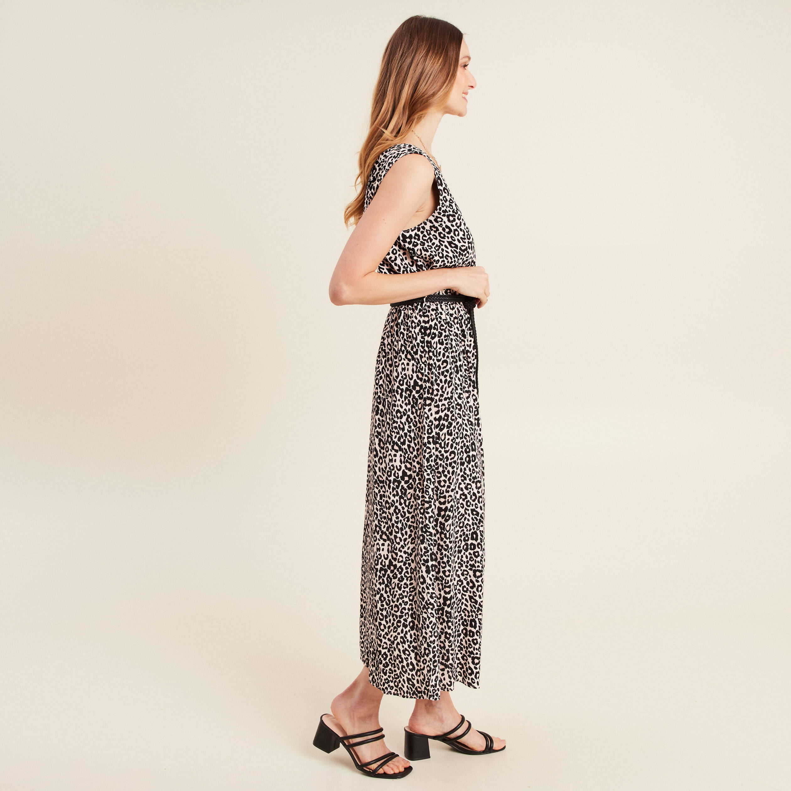 Robe midi évasée ceinturée rose pastel femme