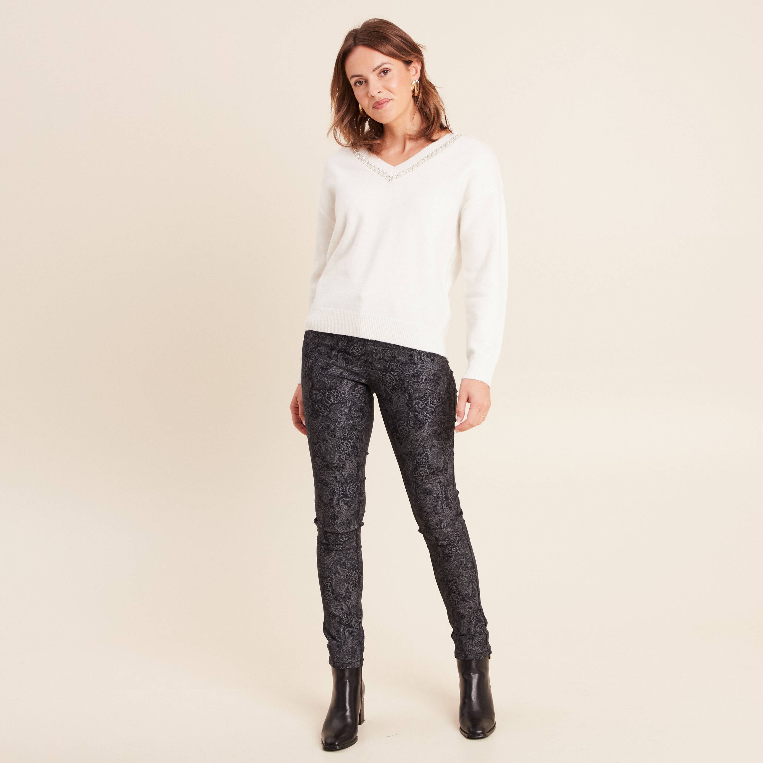 Pull col v manches longues brillant ecru femme