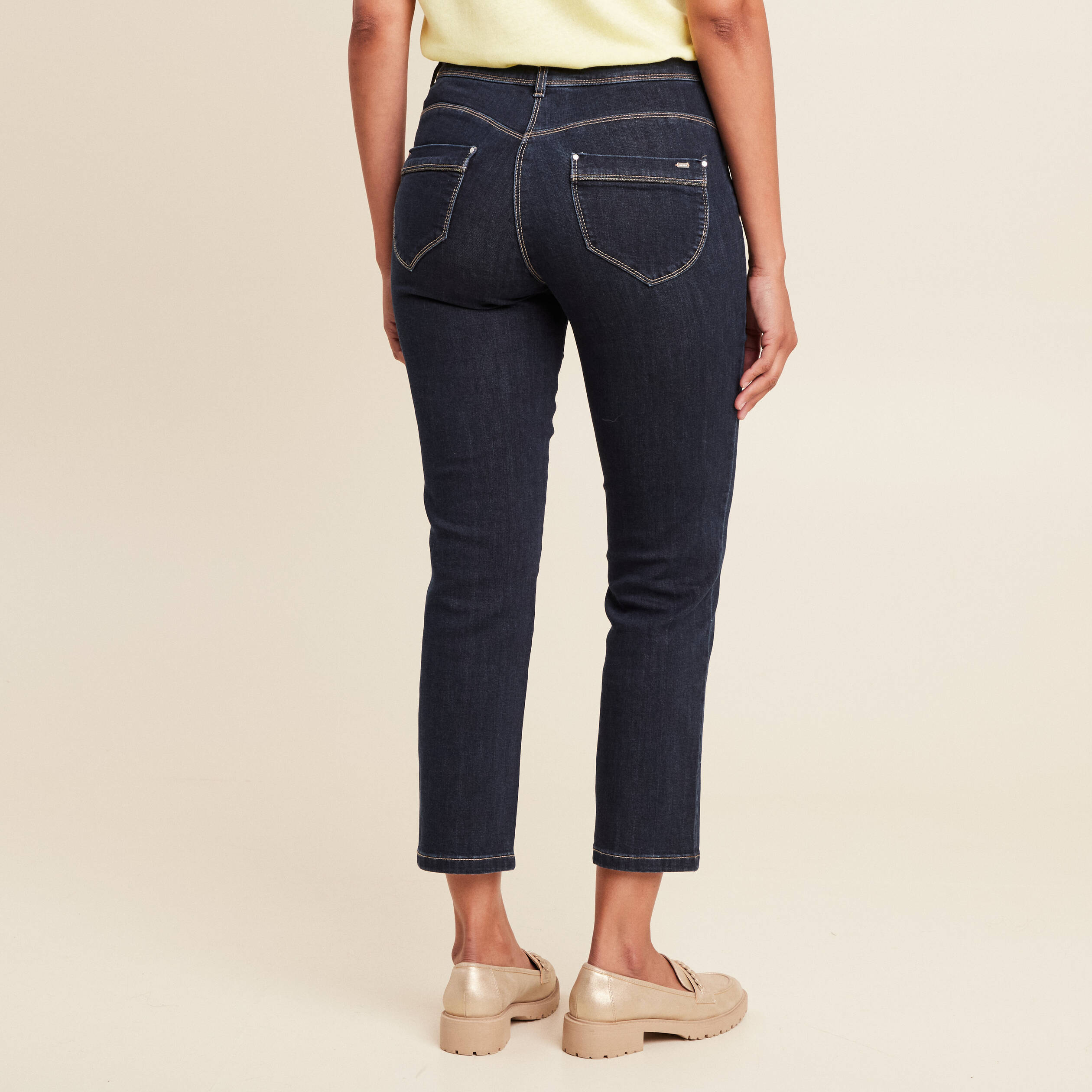 Jean coupe droite 7/8&egrave;me denim brut femme